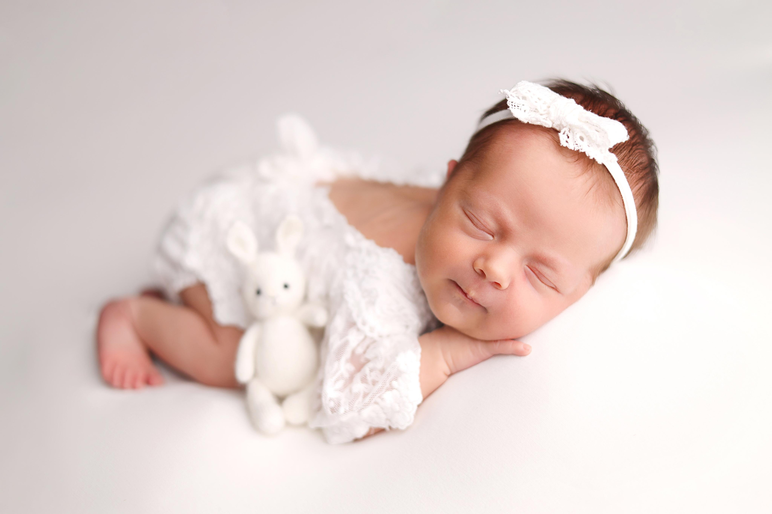 Ньюборн съемка Киры. Фотограф новорожденных Москва. Ньюборн фотограф Москва