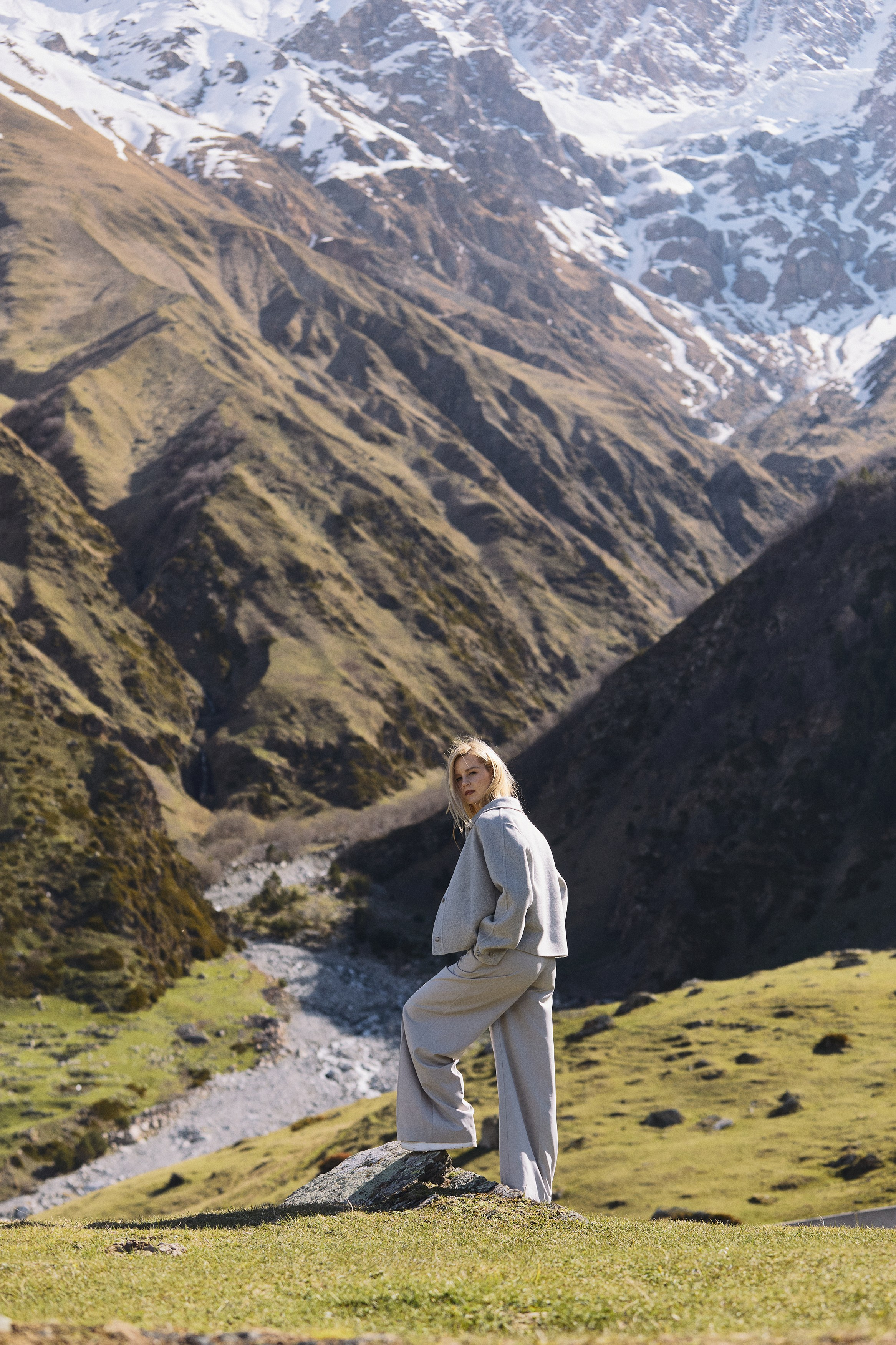 Solstand 2025. Фотограф Продюсер в горах КБР / Москва  Нальчик Горы