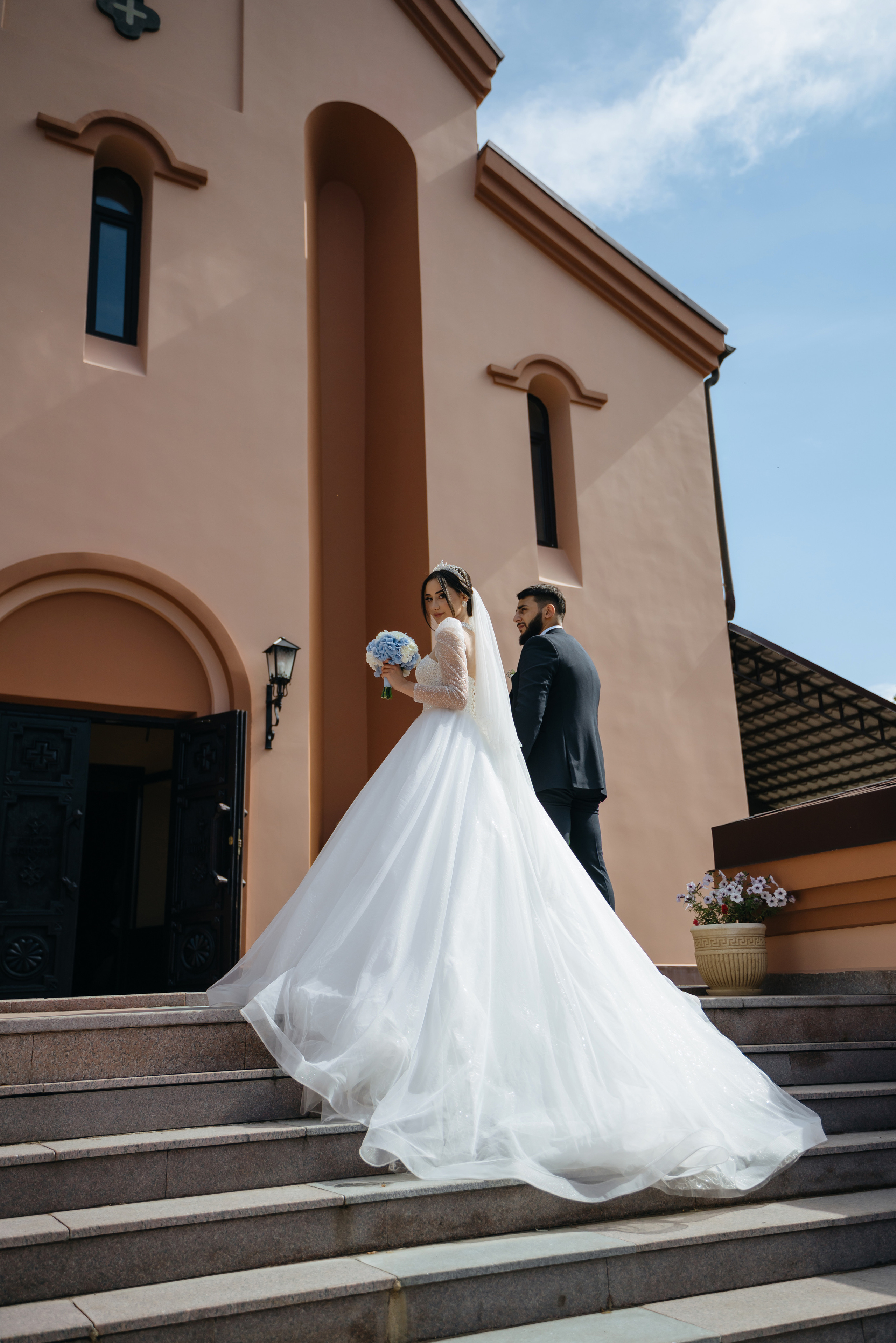 Феликс и Мариэтта. Свадебный фотограф Красноярск Вязьминова Мария