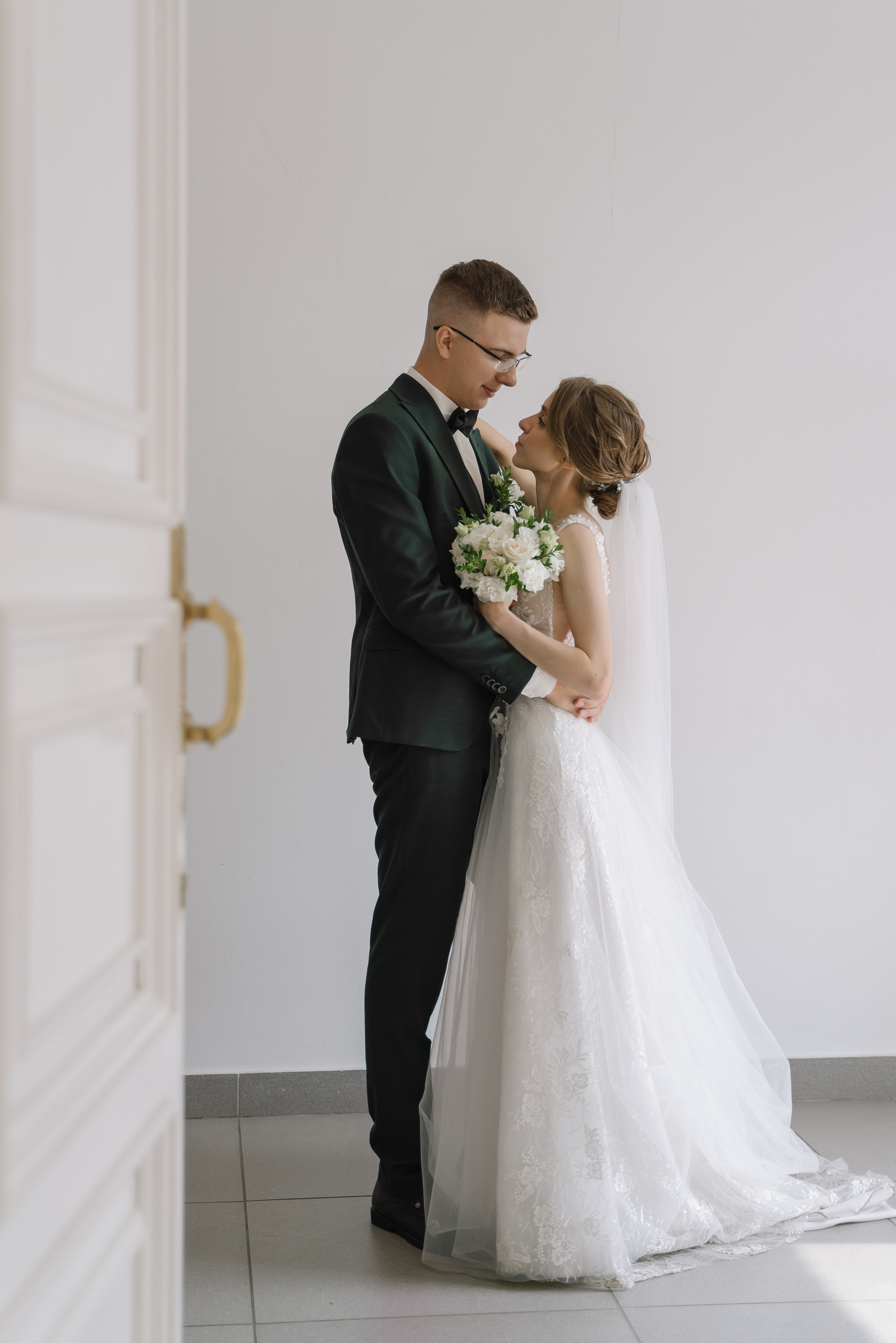 Михаил и Александра. Свадебный фотограф Красноярск Вязьминова Мария