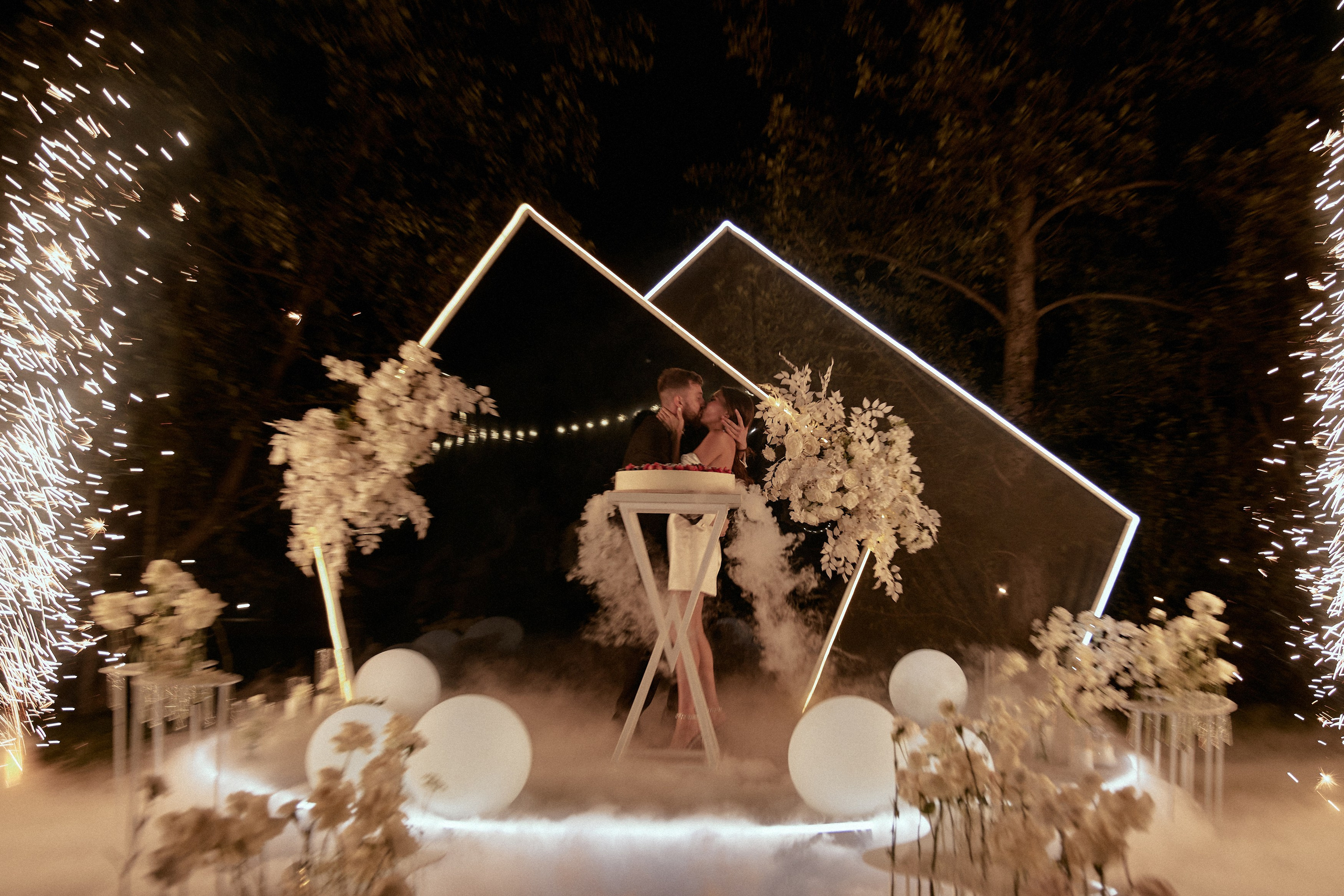 TOTAL BLACK. Дмитрий Мазуркевич: Профессиональный Репортажный Фотограф