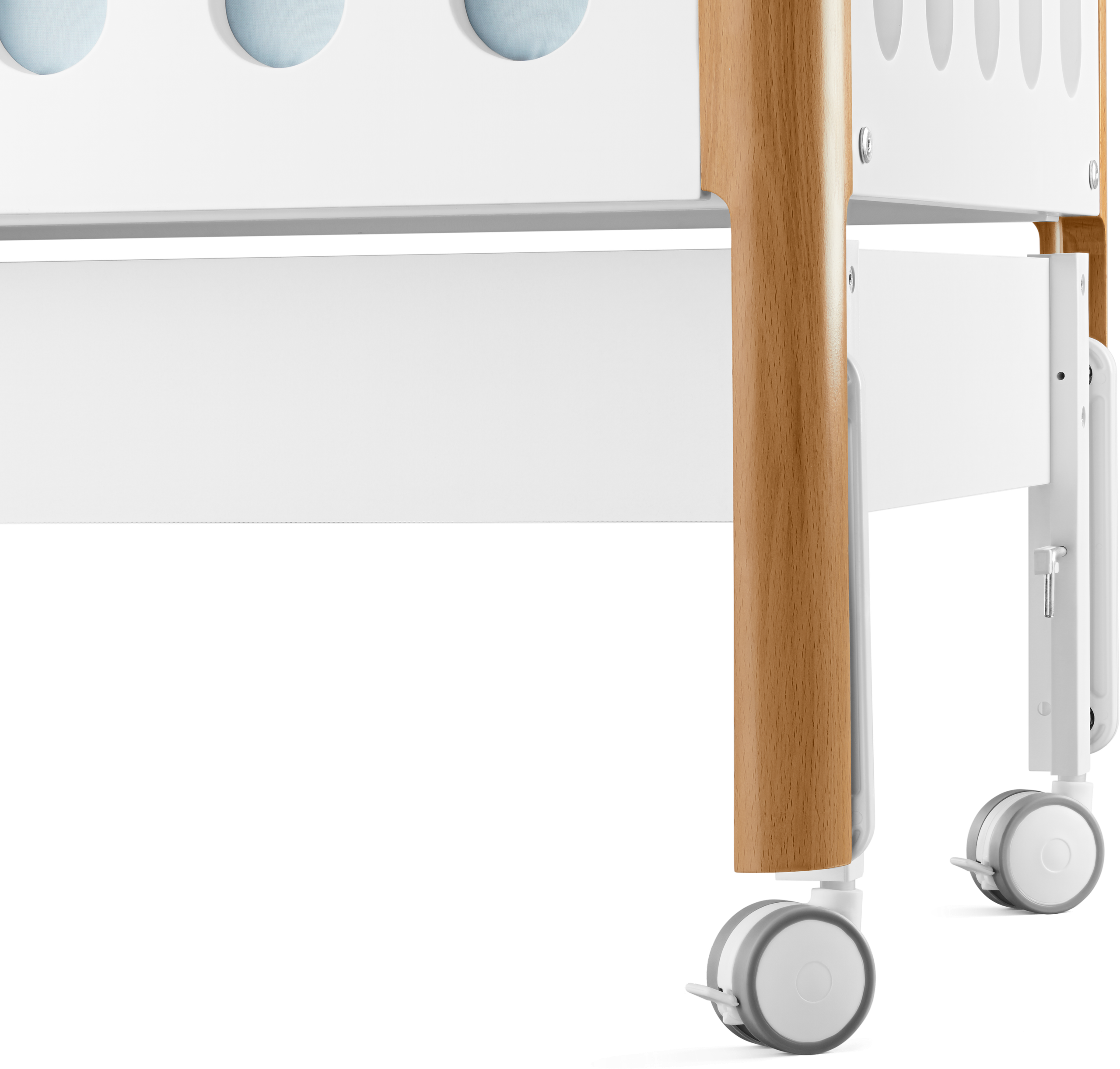 Детская кроватка Junion. Олег Дмитриев