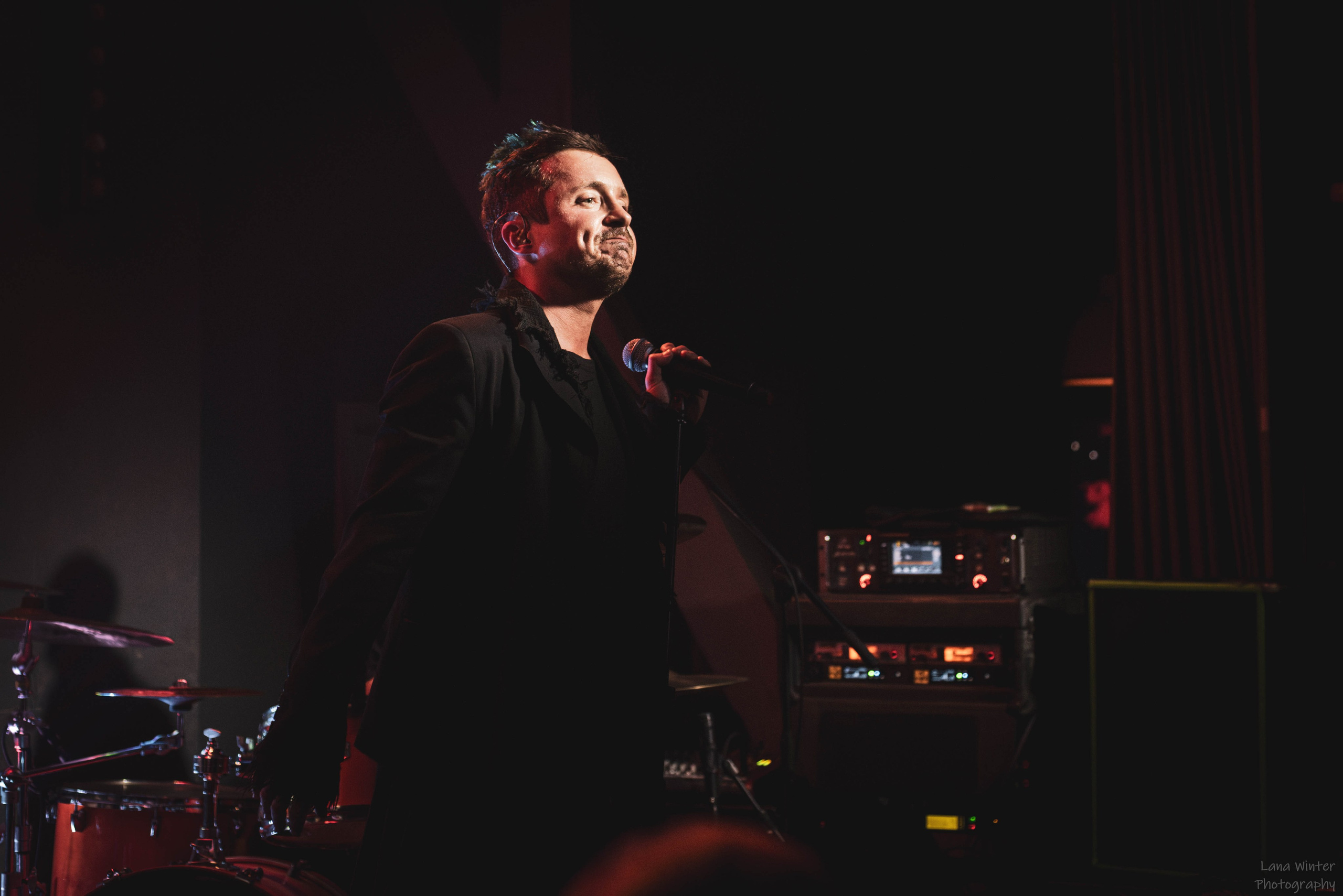 Площадь Восстания (8 марта 2025 года, Москва, клуб Техника Безопасности). Фотограф Светлана Блинова, Москва и Московская область