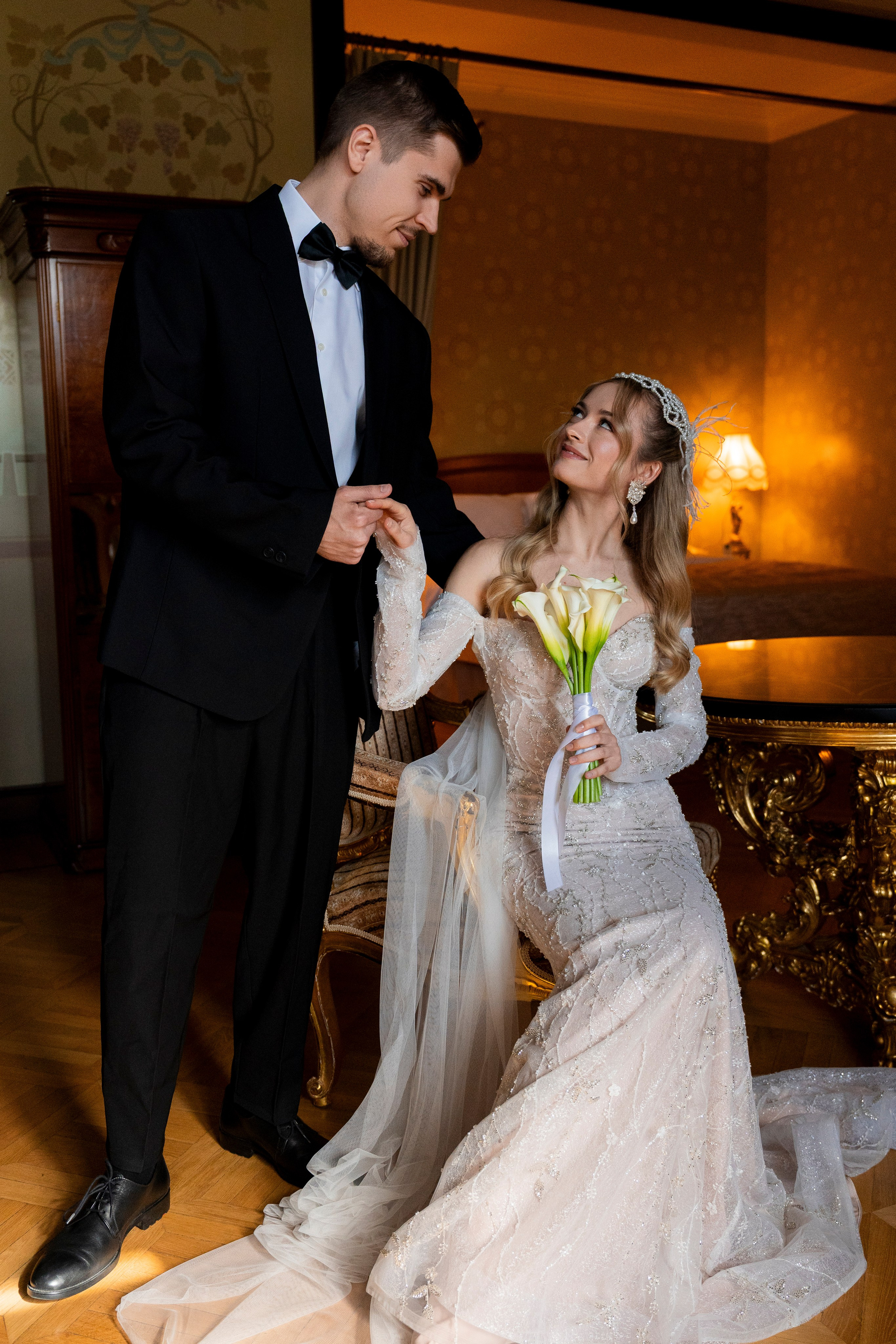 Свадебная фотосессия в отеле Метрополь. Свадебный фотограф в Москве Анна Полушина