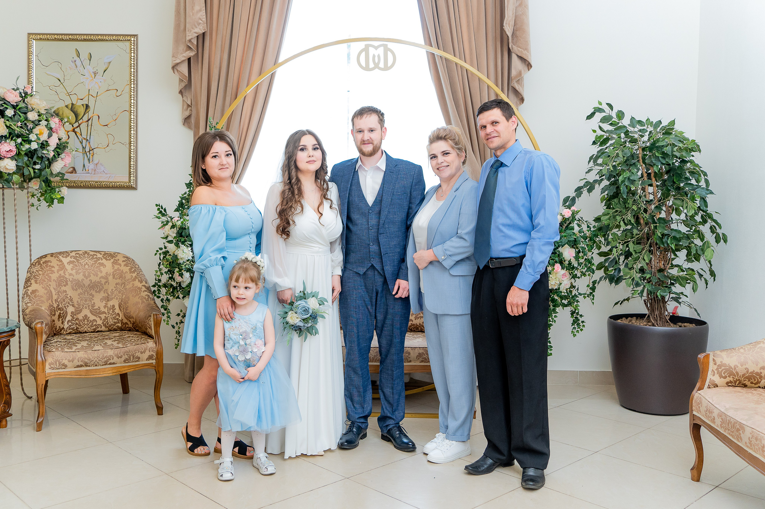 Таня и Вова. Регистрация и прогулка. Репортажный и интерьерный фотограф Александра Солдатова