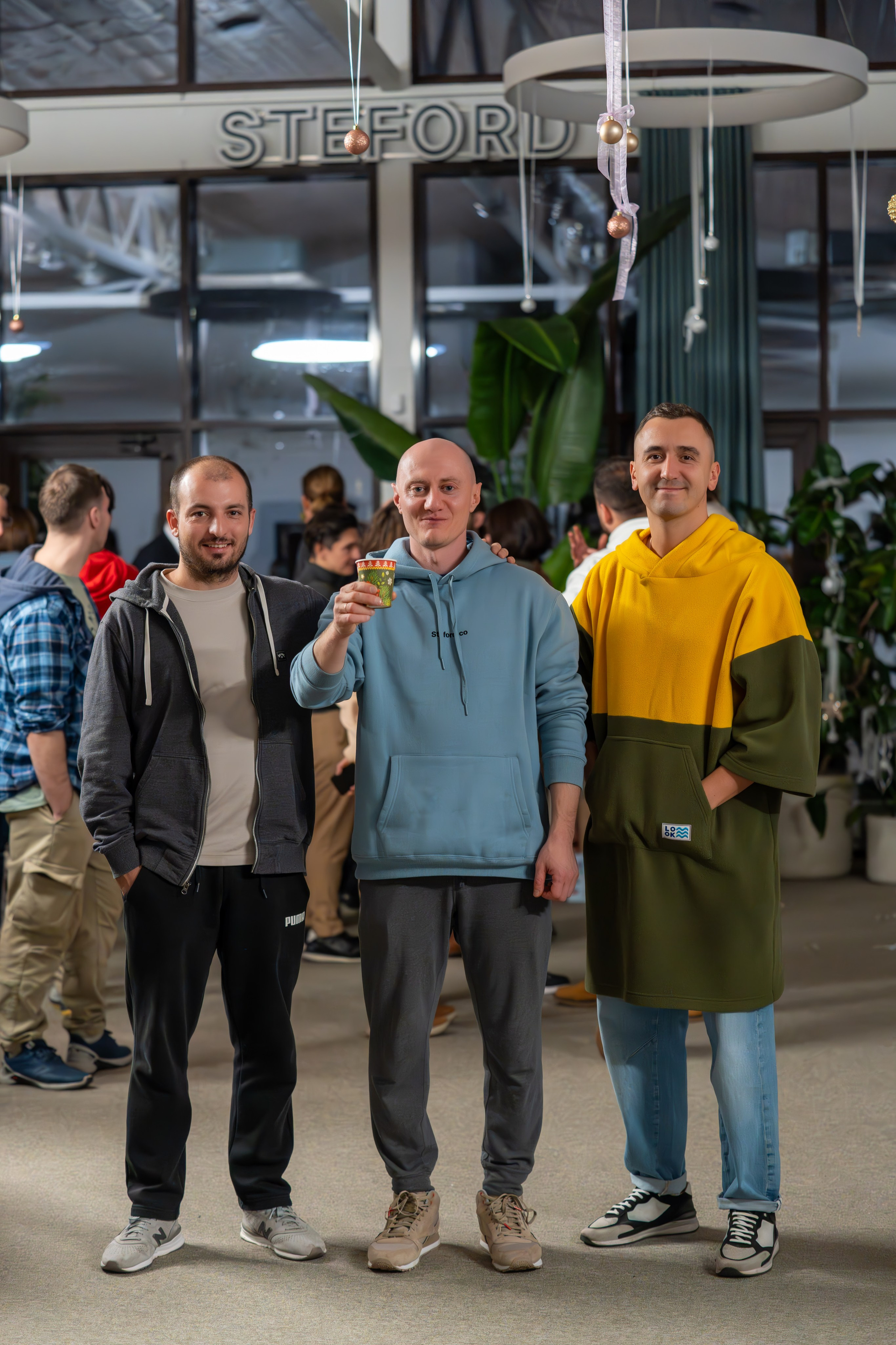 Предновогодняя встреча в пространстве Steford Hub. Репортажный фотограф в Красной Поляне и Сочи Павлюченко Екатерина