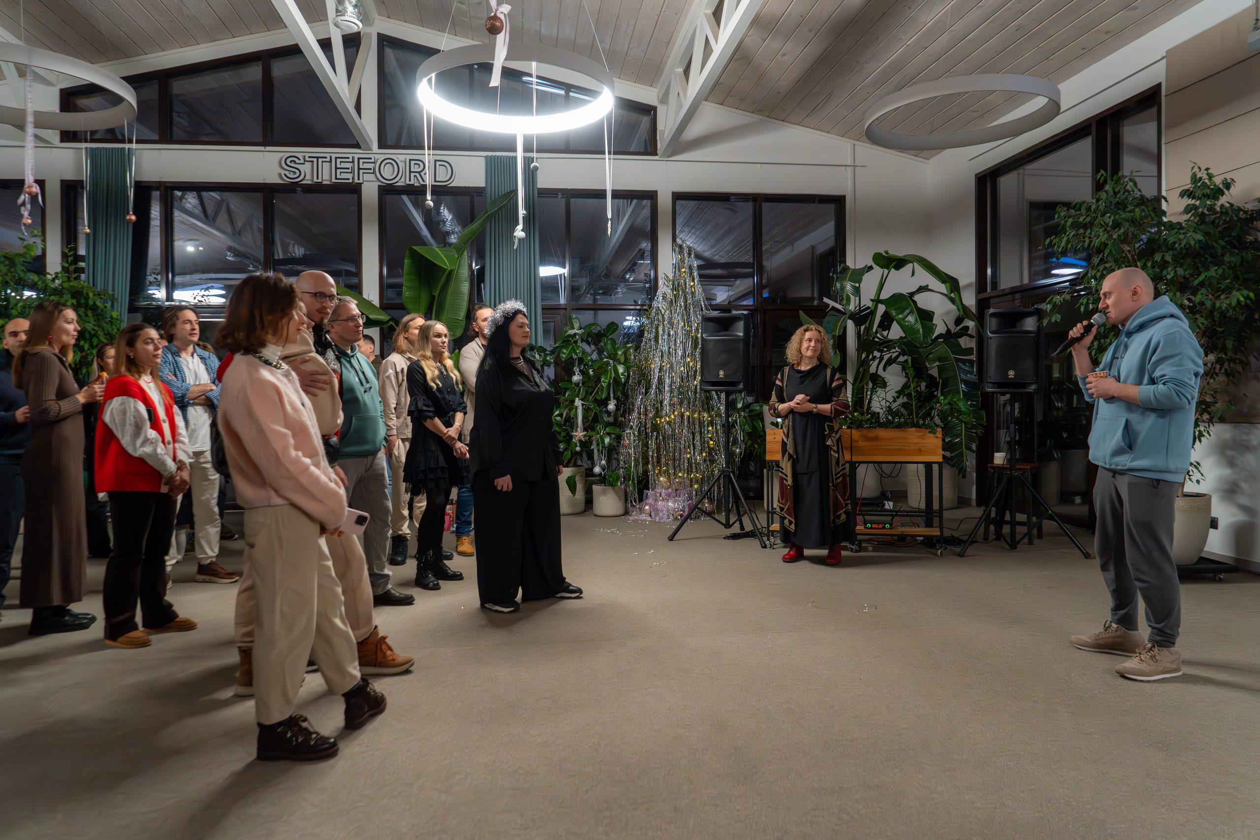 Предновогодняя встреча в пространстве Steford Hub. Репортажный фотограф в Красной Поляне и Сочи Павлюченко Екатерина