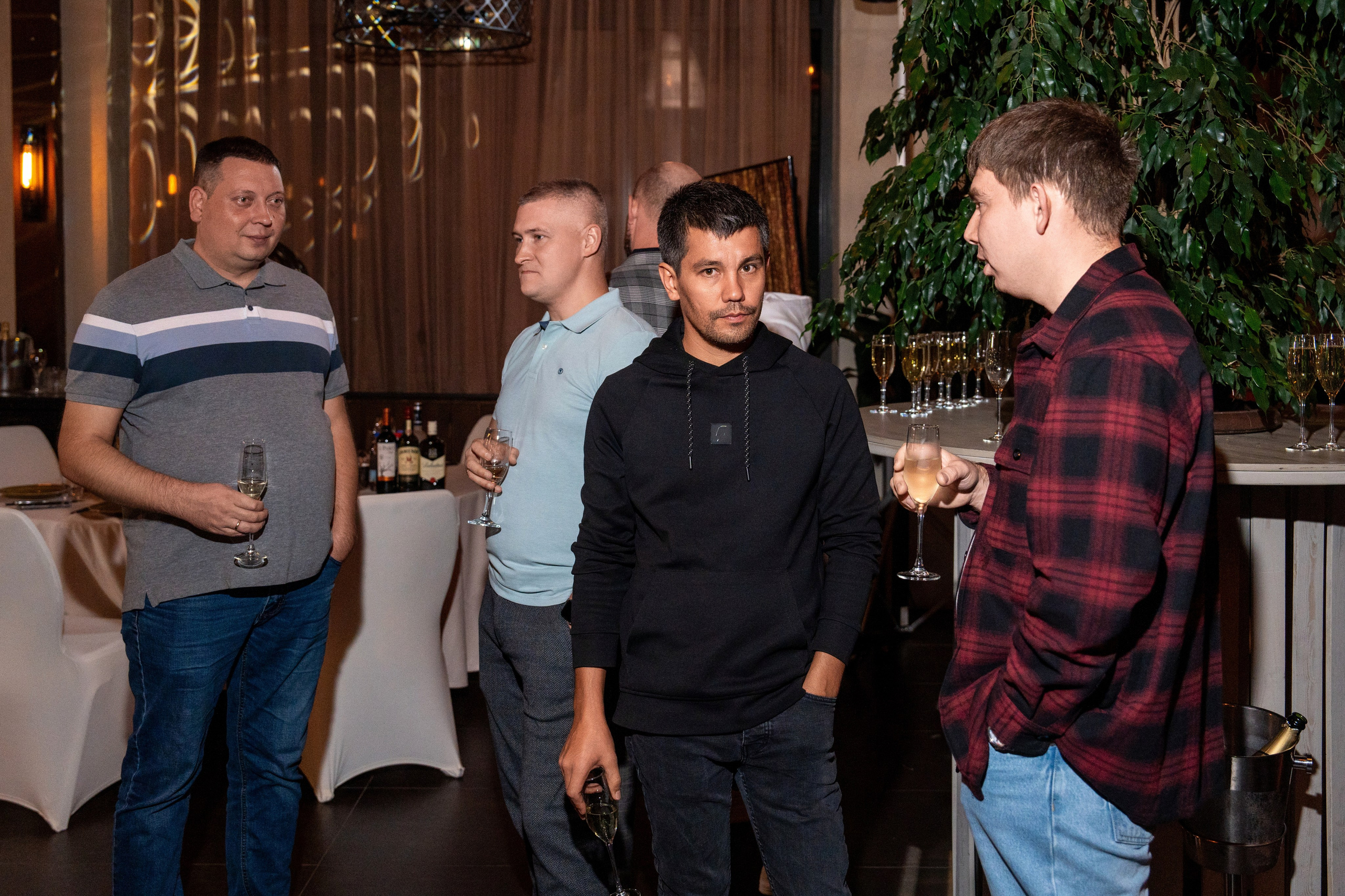 Гала-ужин для компании «Agregatka». Репортажный фотограф в Красной Поляне и Сочи Павлюченко Екатерина