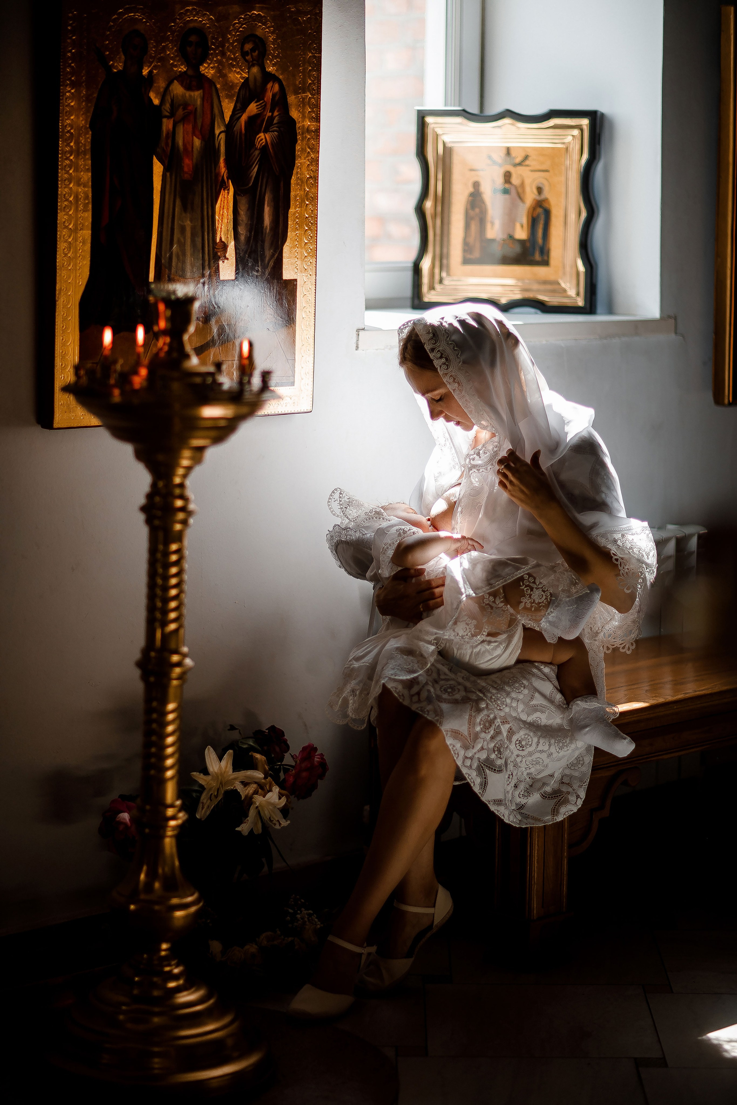 Таинство крещения. Фотограф материнства и таинства кормления Екатерина Кузьмин