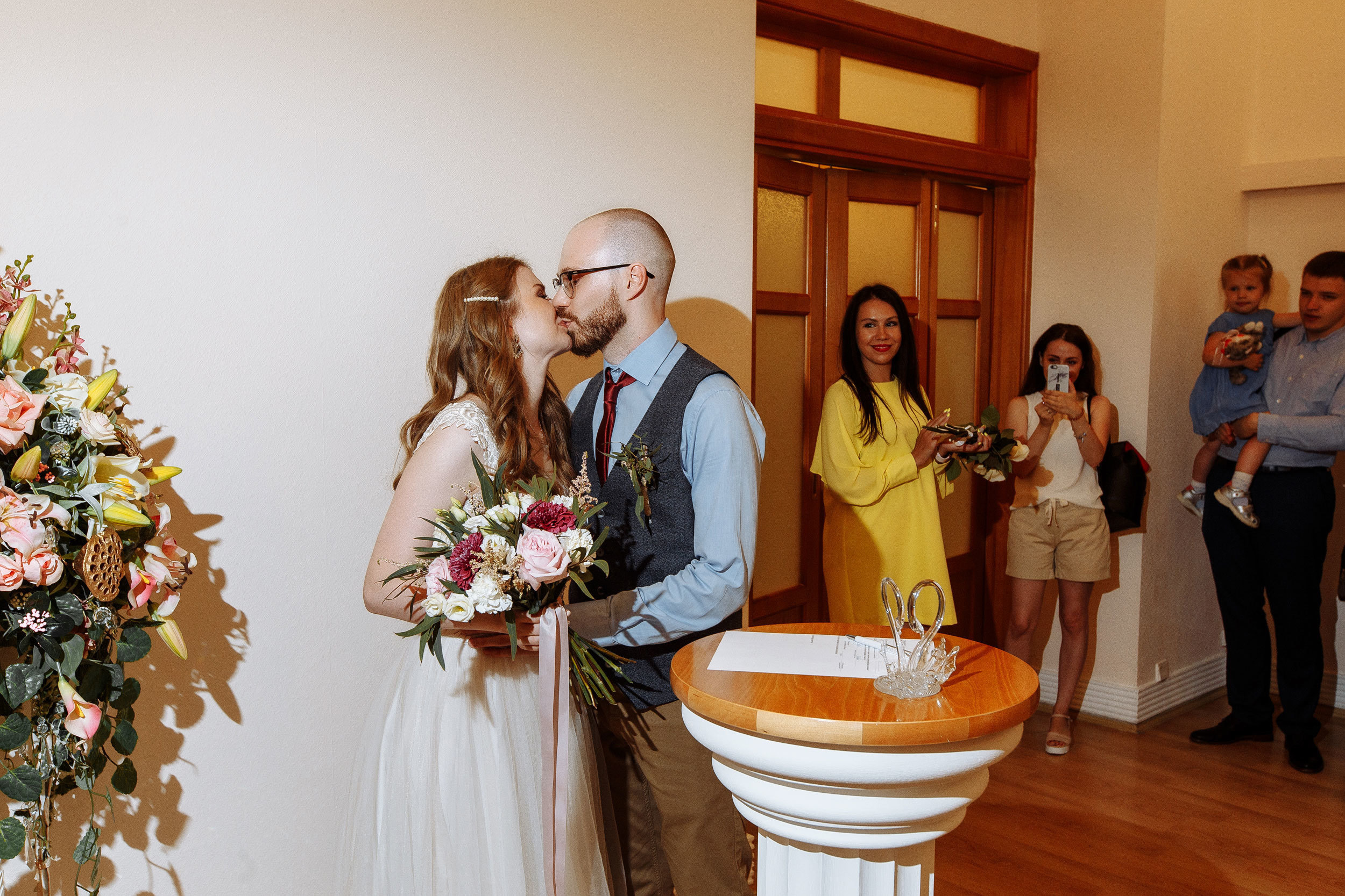 Тропическая свадьба Алексея и Марины. Свадебный  фотограф Новосибирск