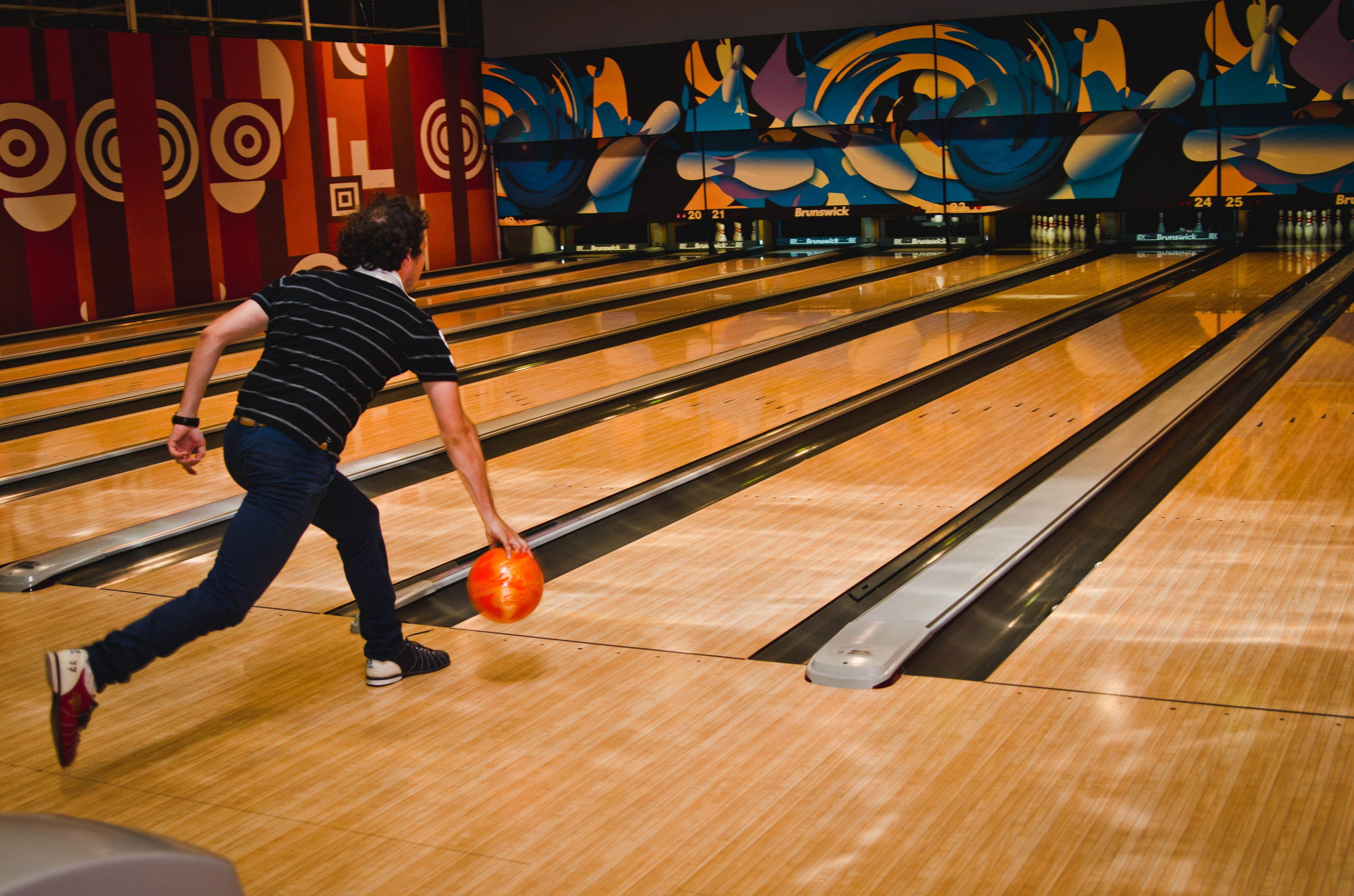 Копоратив.МТС-Теле2-Ростелеком.Боулинг. Свадебный и семейный фотограф Денис Лукьянов в Краснодаре, Краснодарском крае и Республике Крым