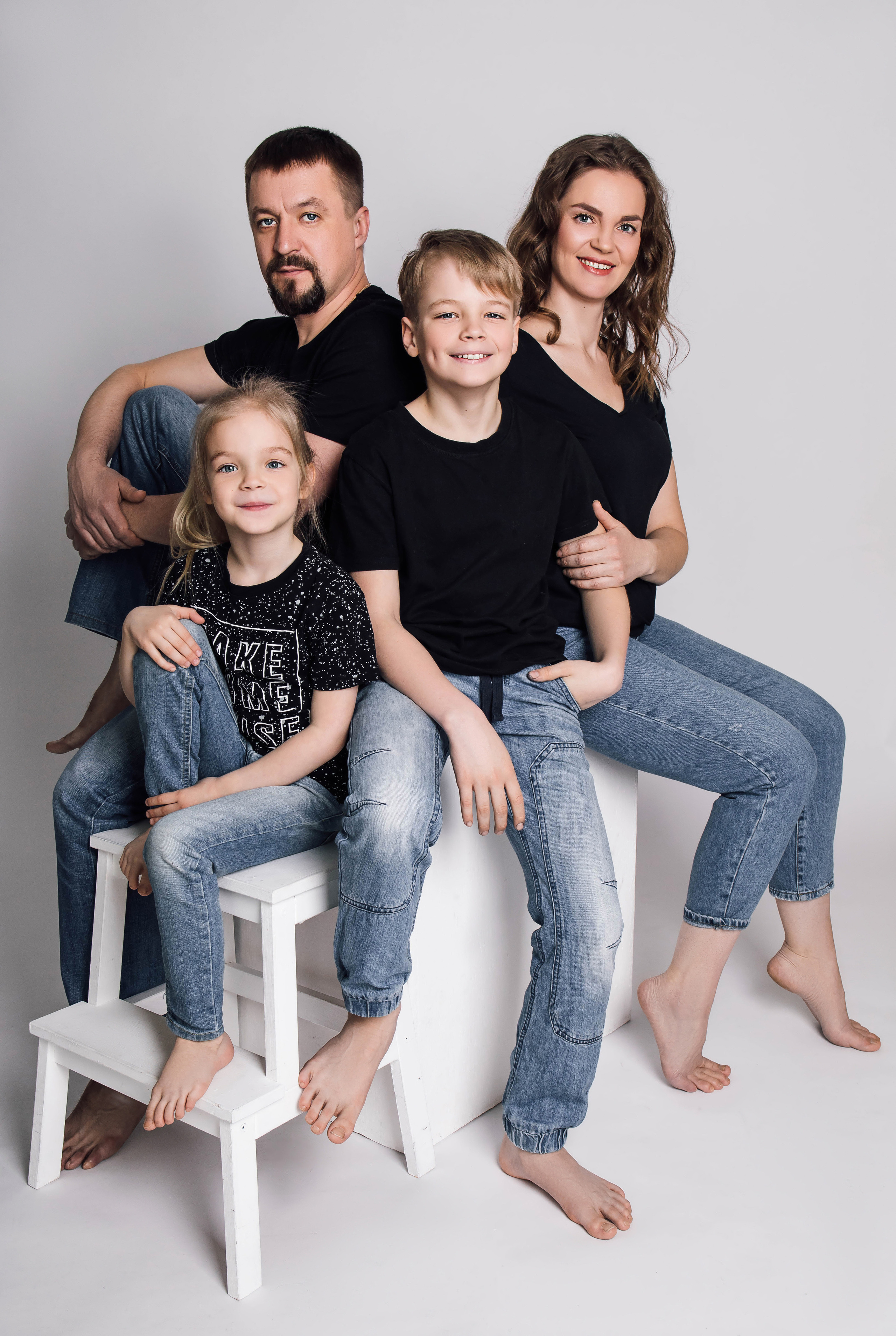 Елена с семьей