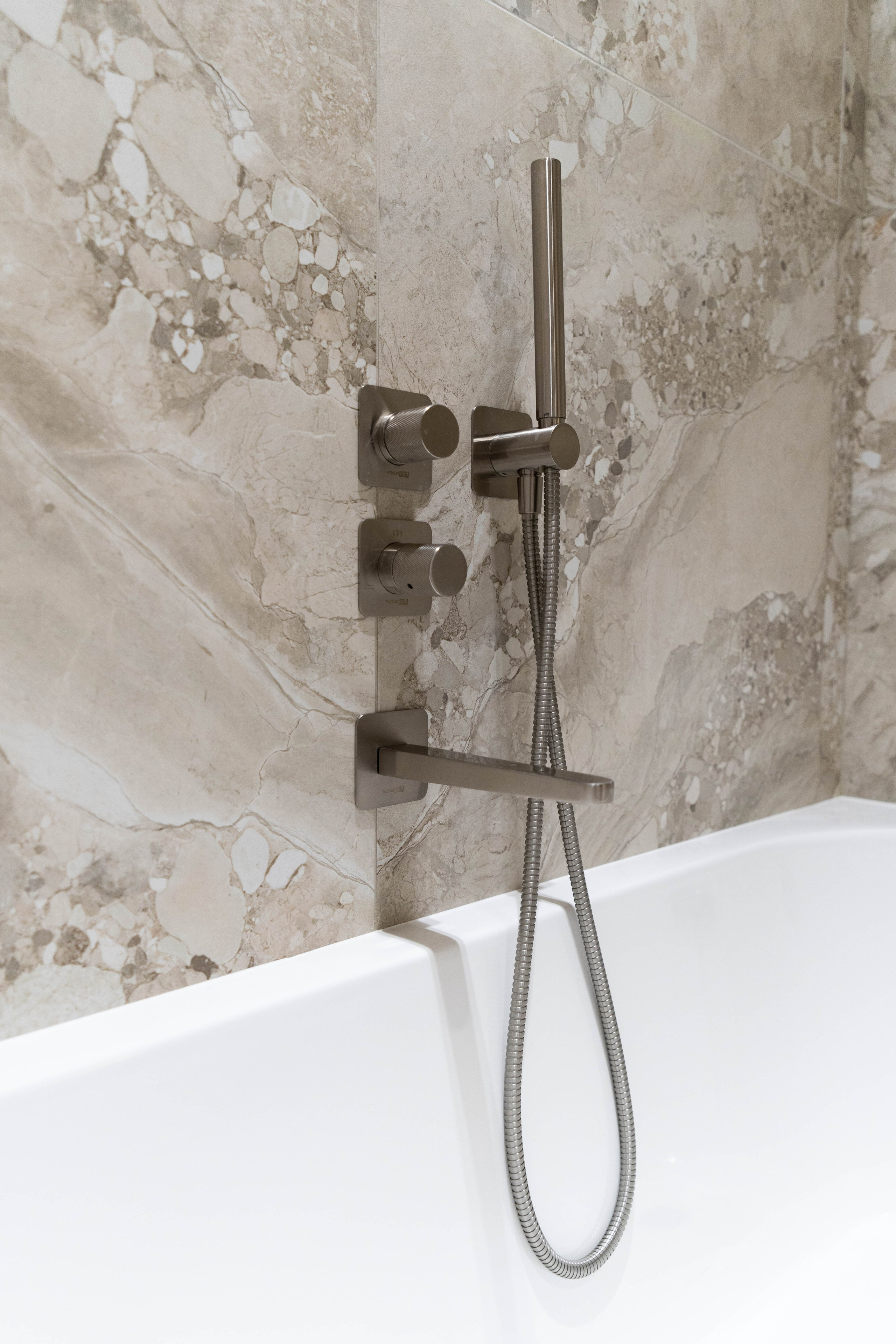 KP Cambridge. Rezyame