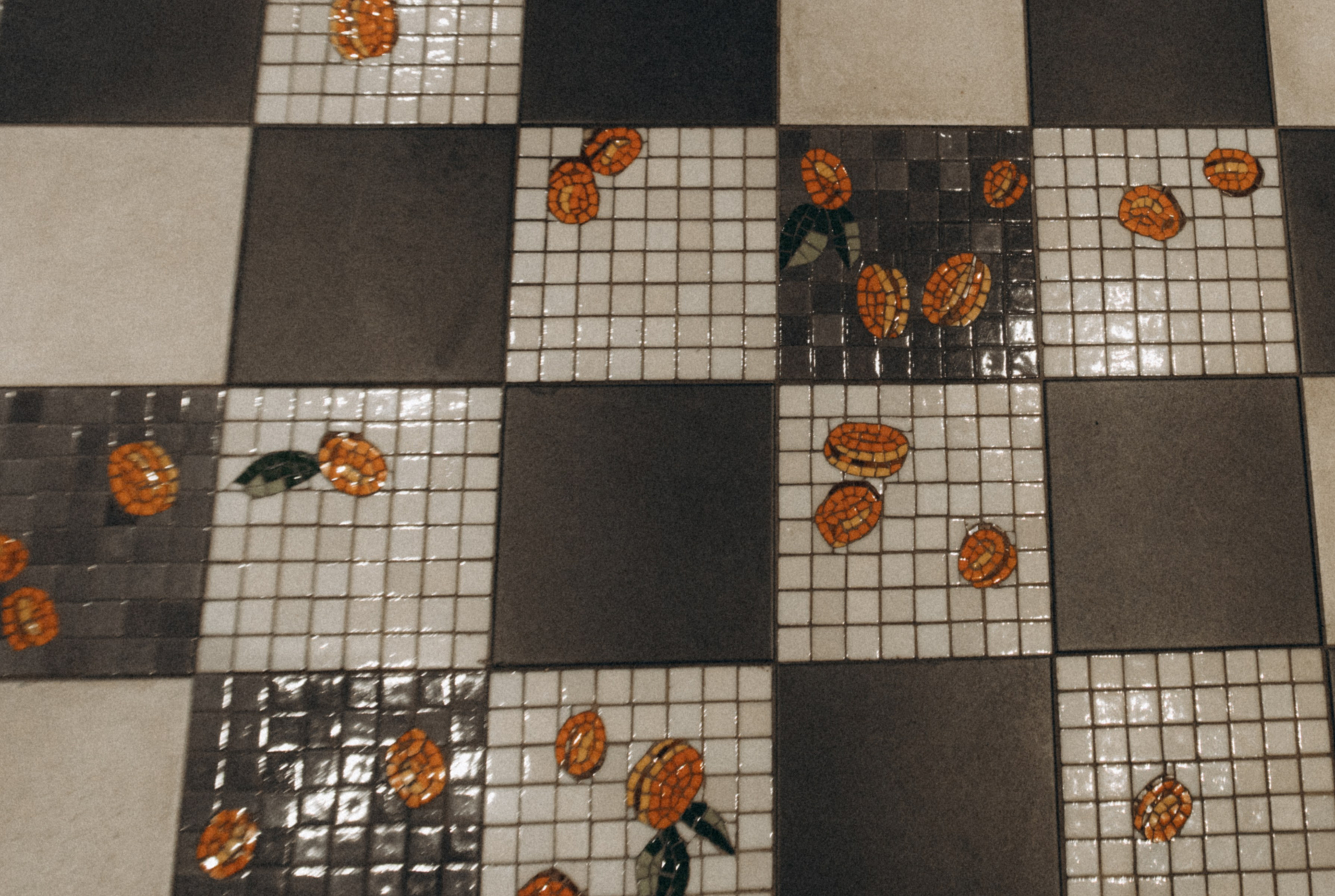 Роман и Анастасия. Главная