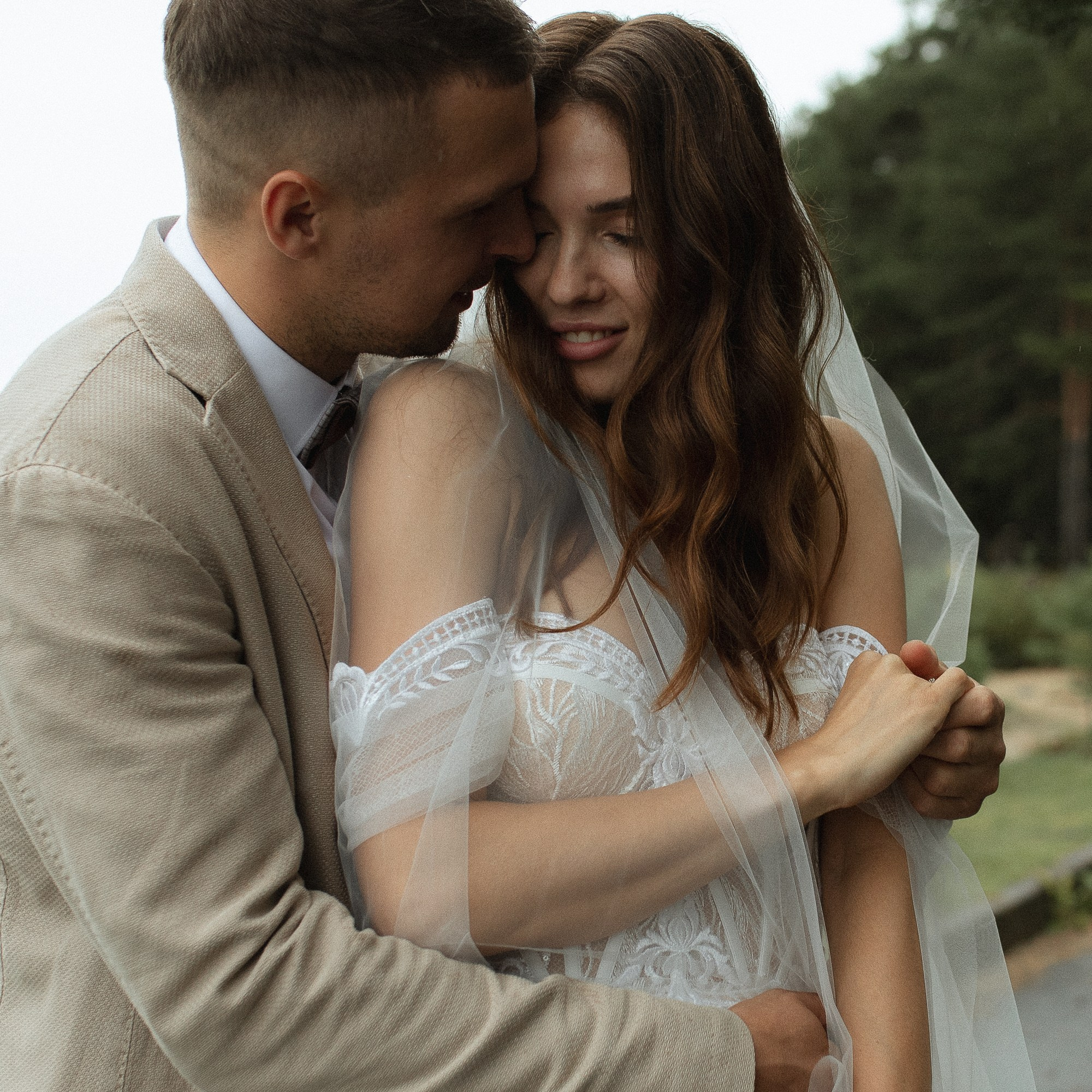 За окном был дождь. Свадебный фотограф Ярославль, Рыбинск