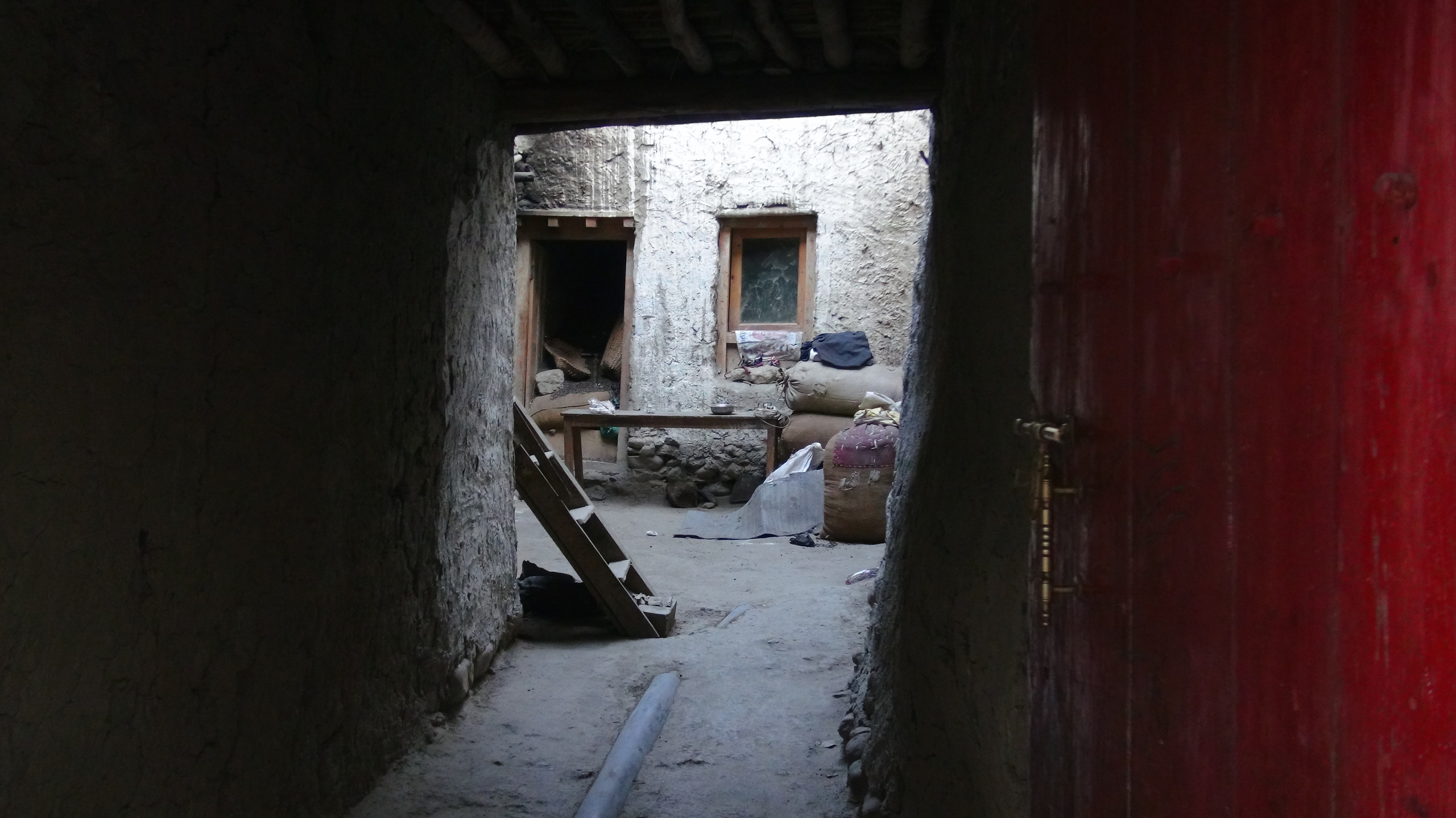 Верхний Мустанг 2013. Клуб путешествий HimalTrex Горные туры в Гималаи Непал