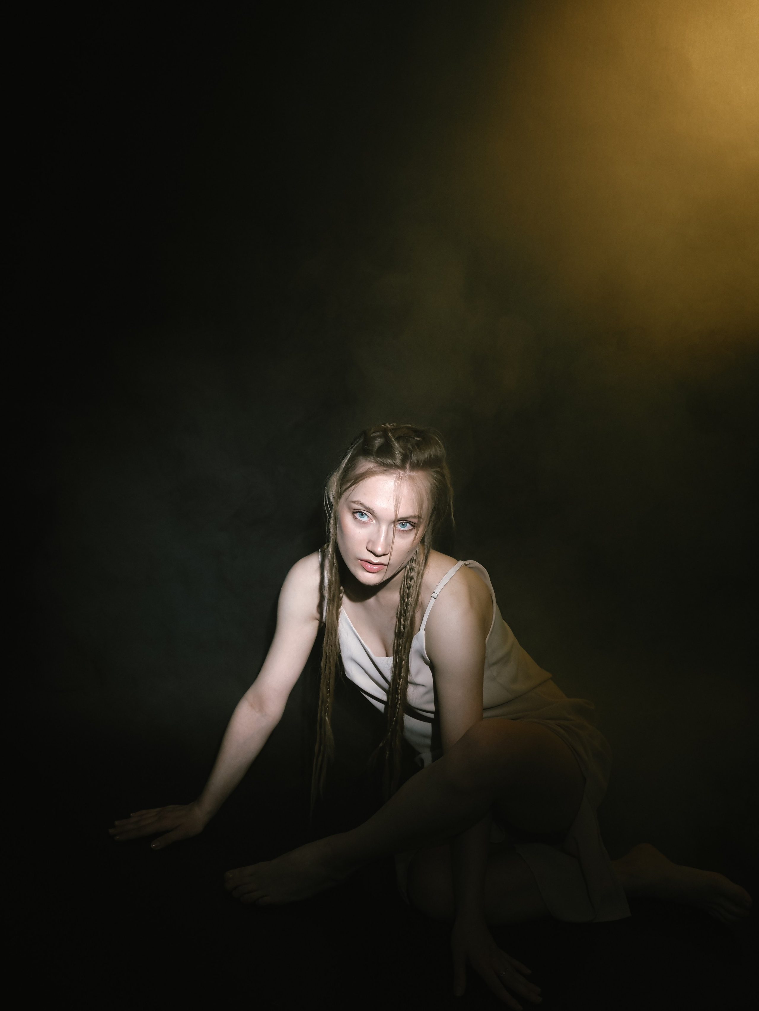 Студийный свет — дым. Фотограф Рязань. Семейный Свадебный фотограф