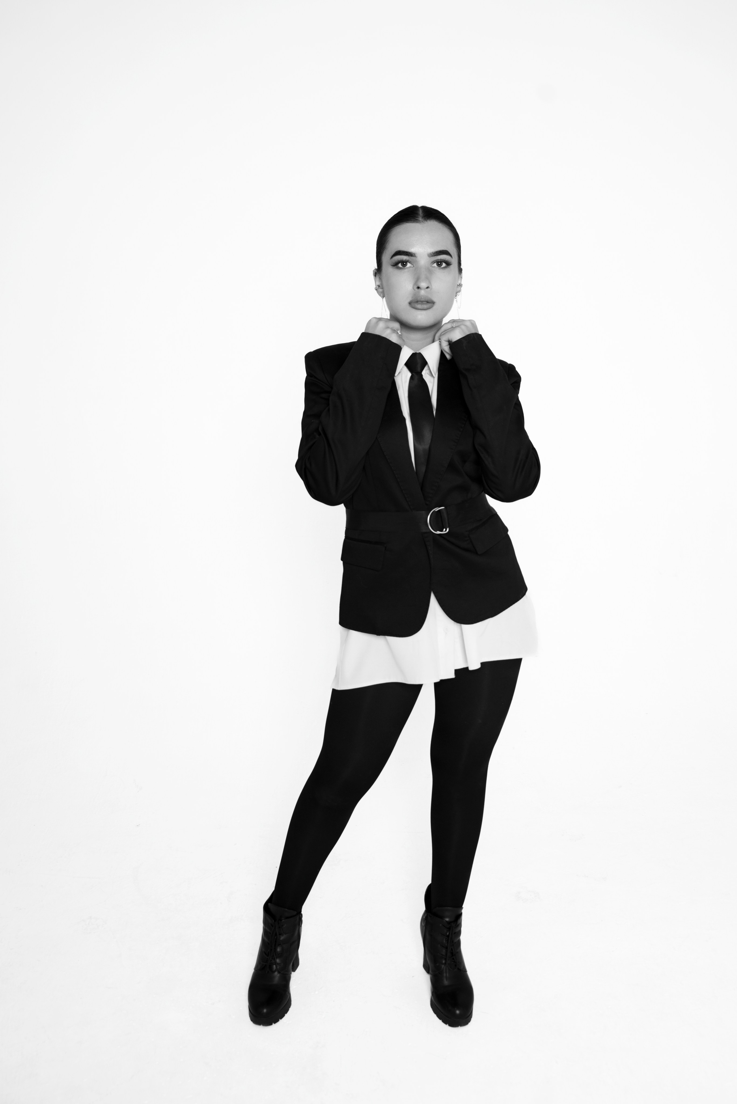 Айтач, съёмка в студии. Фотограф в Москве Безлюдов Михаил