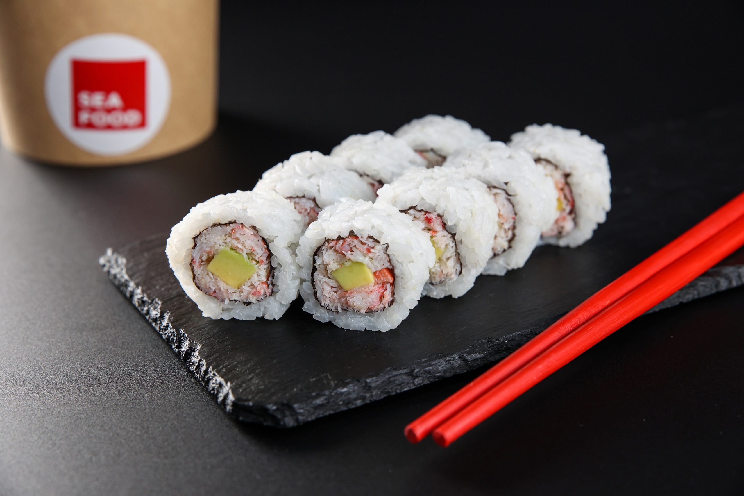 съемка суши роллов