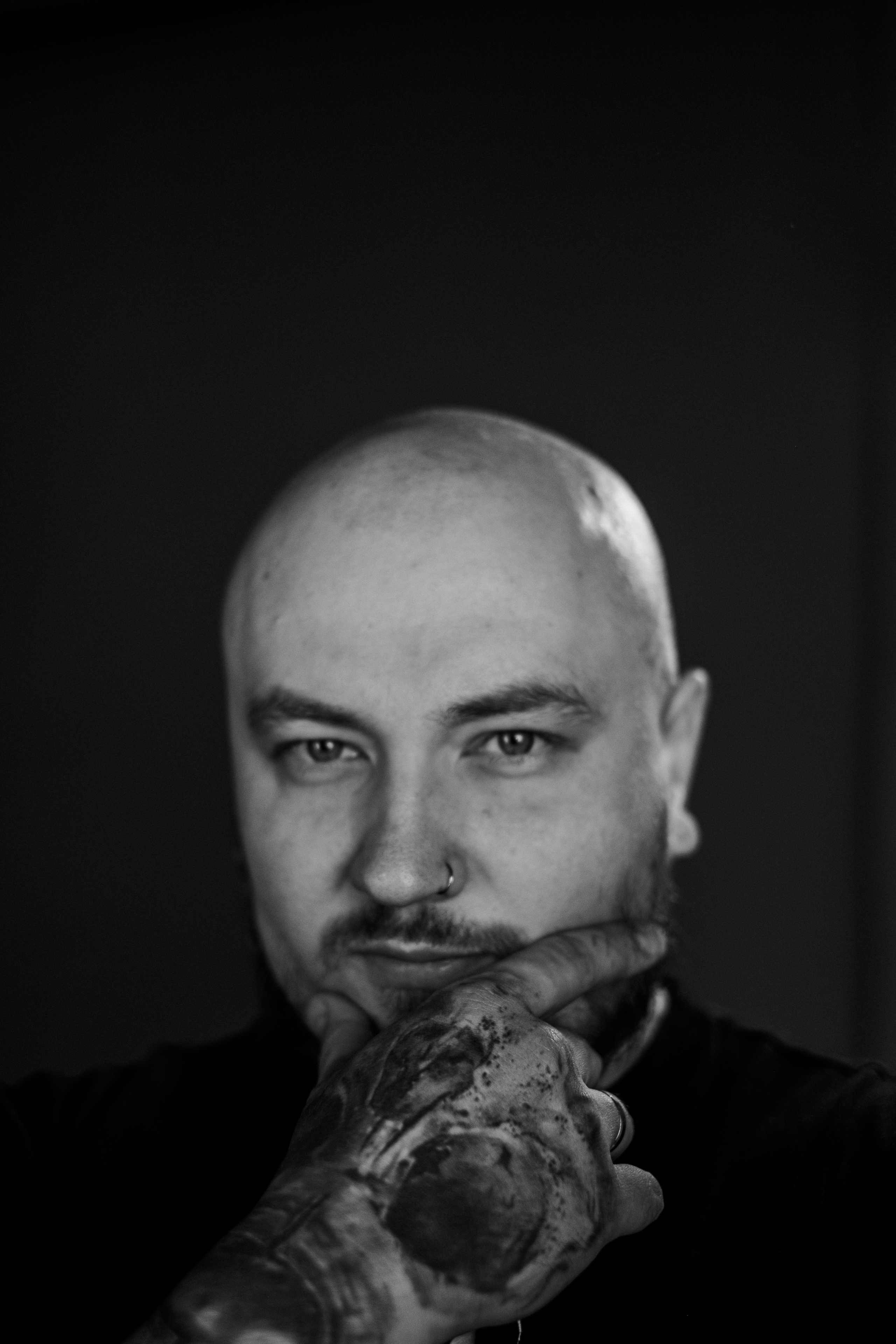 Рекламная съемка: тату-мастер | Заказать рекламную съемку Новосибирск. Ксения Ильиных — Фотограф в Новосибирске