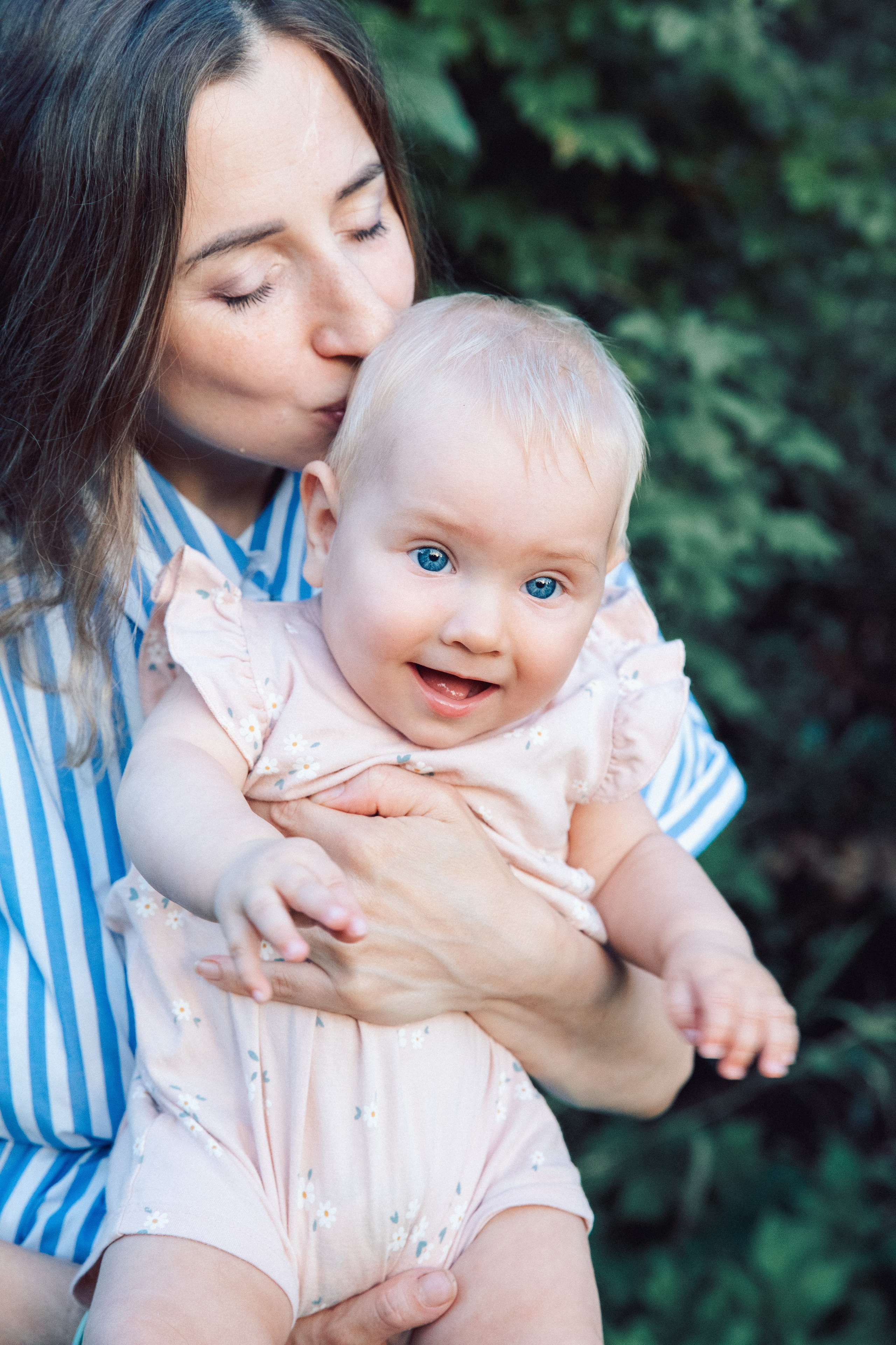 Лиза семьей. Август 2024. Фотограф в Санкт-Петербурге Алена Сертакова