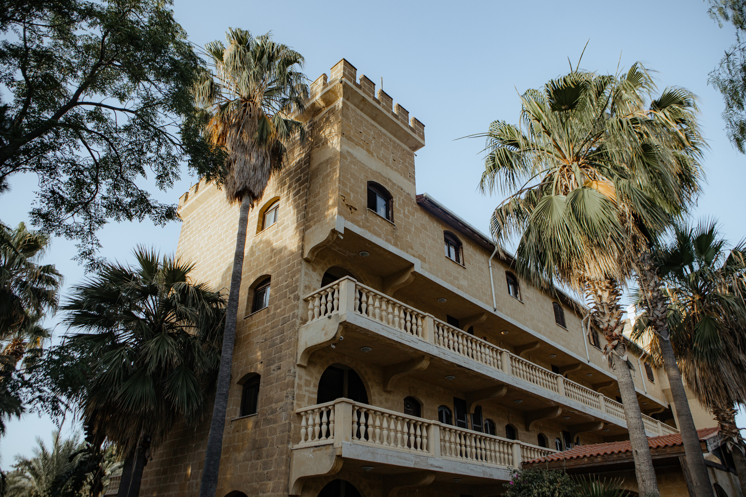 E&Y. Фотограф в Батуми Павел Шарников