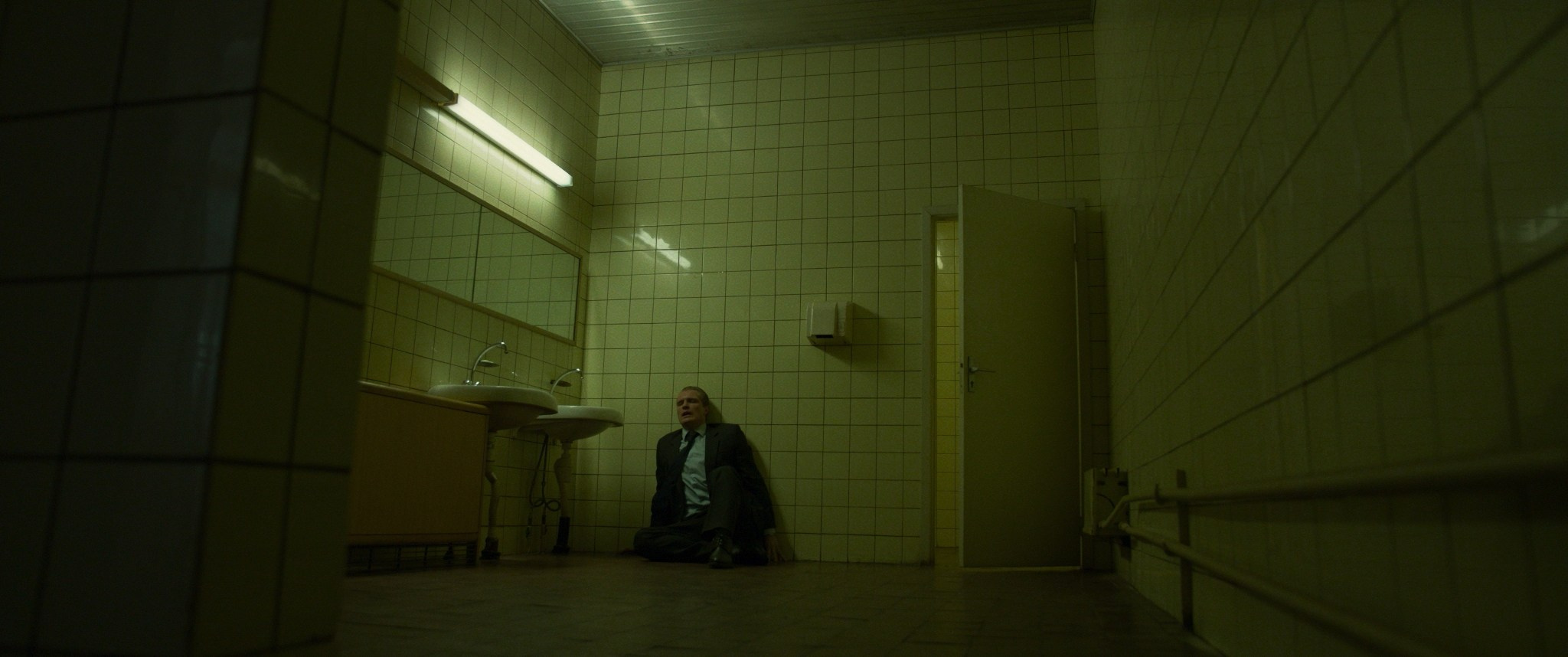 Movie Commander. Color grading of films, advertisements and clips. Worldwide and Almaty. Yuriy Kosyakov