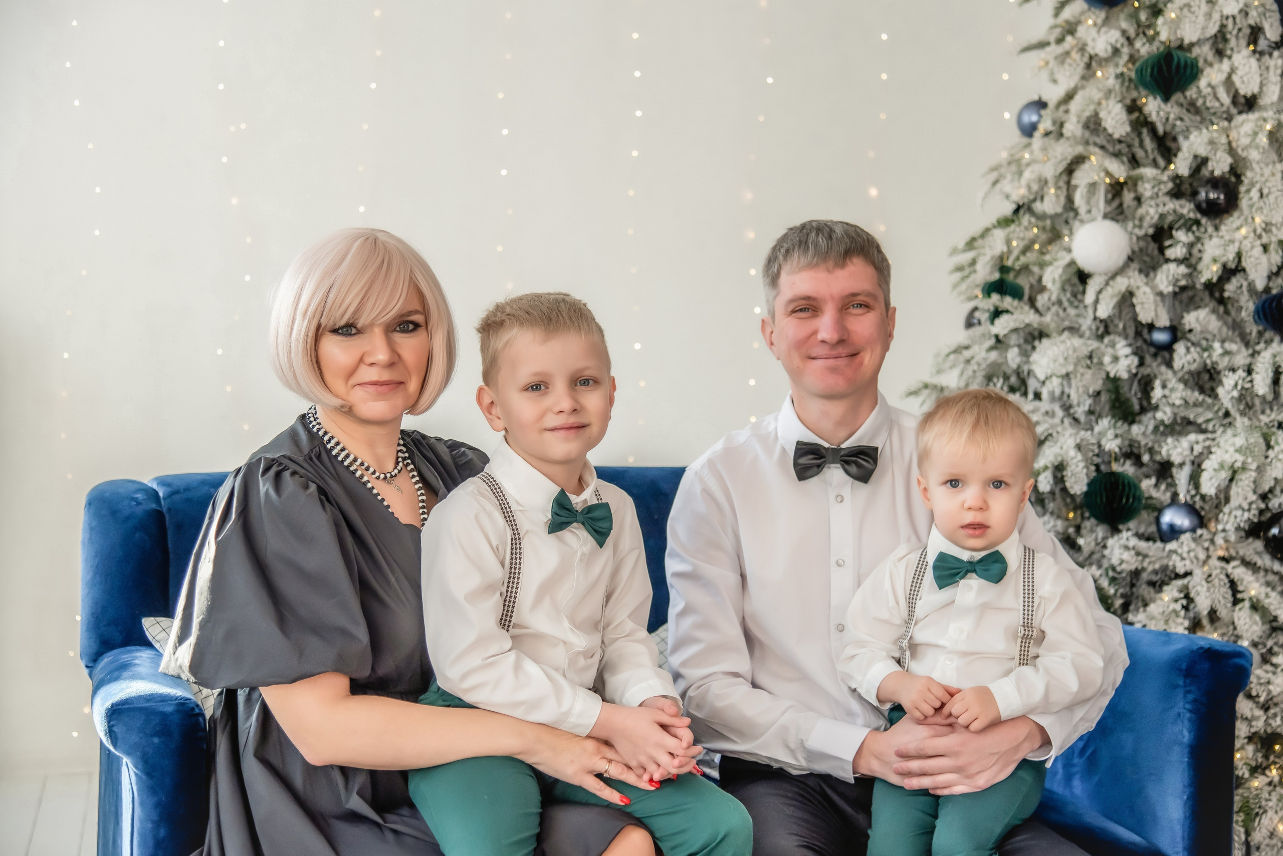 Новогодняя фотосессия с друзьями. Занимаюсь профессиональной фотографией и живу рядом с Байкалом. Работаю в разных жанрах