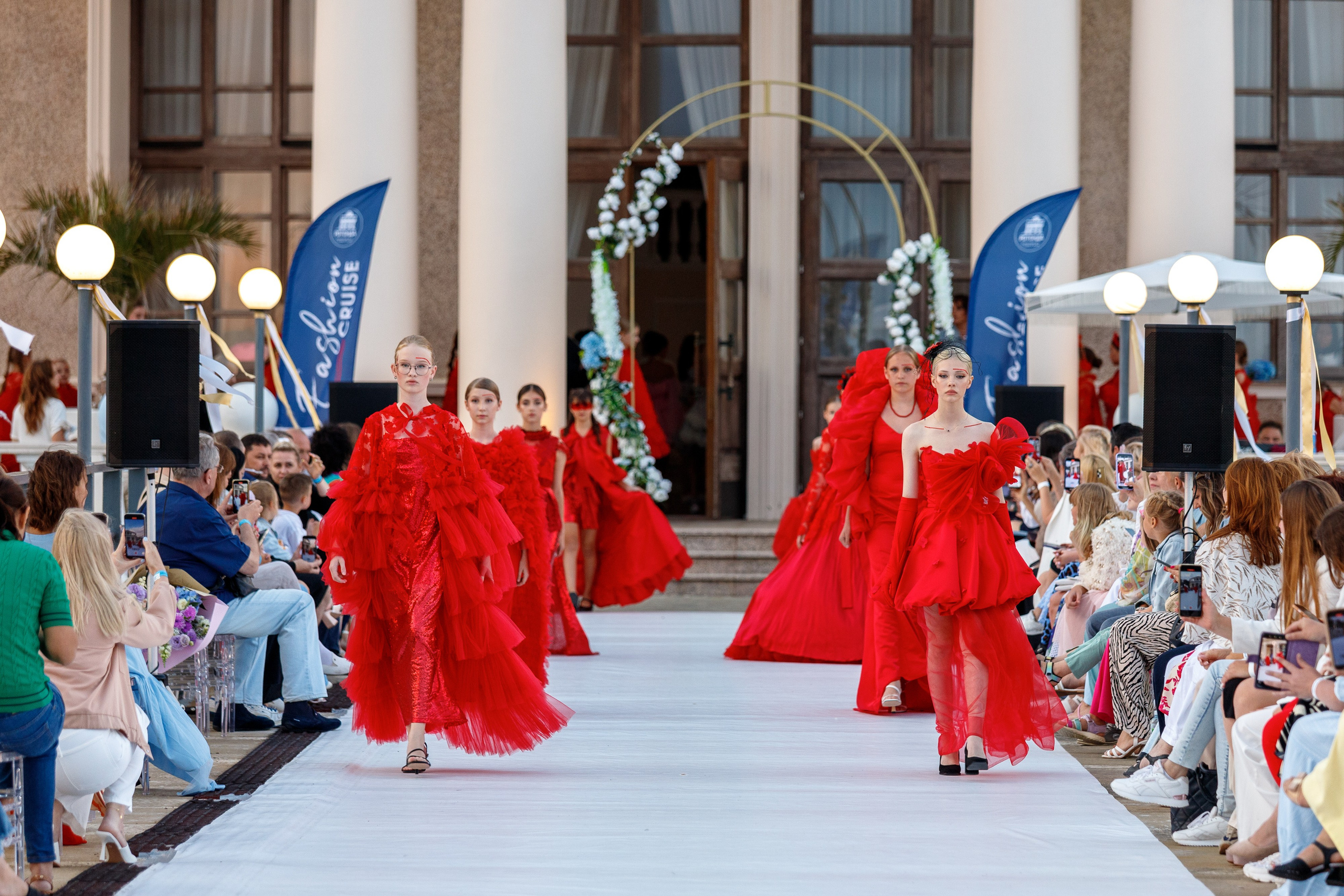 29 Fashion Cruise. Интерьерный и фуд фотограф в Иркутске Дмитрий Арно