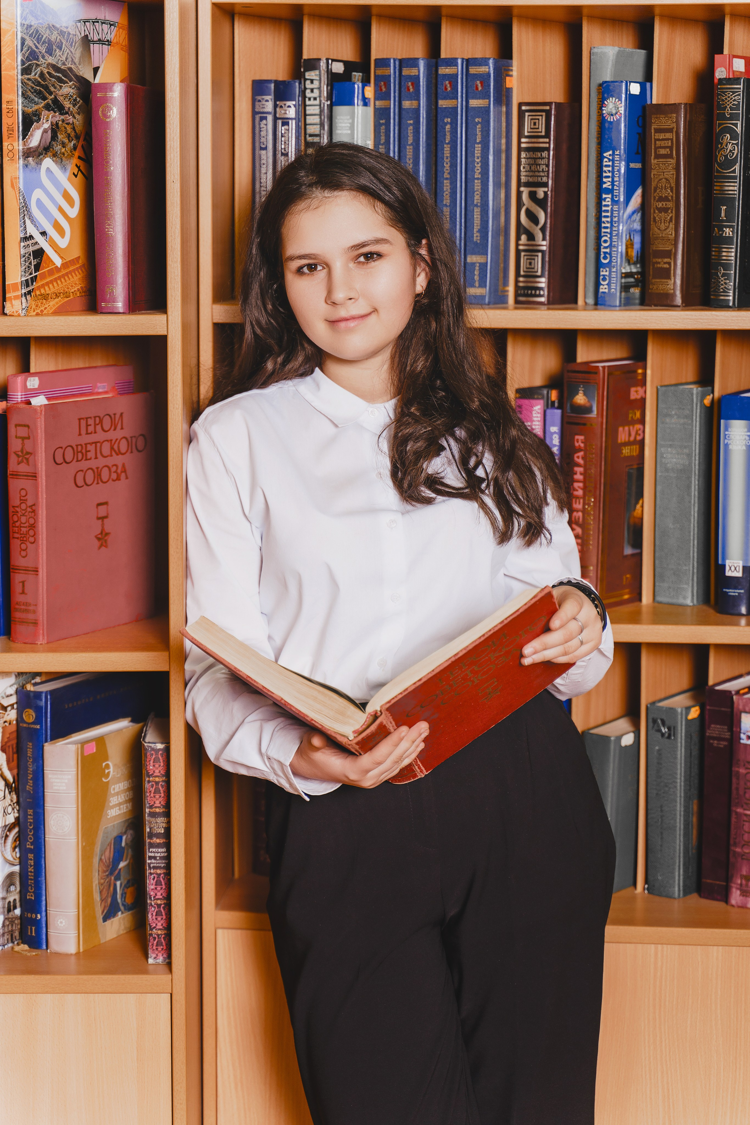 Дизайн «Лайт». Стильные выпускные альбомы и индивидуальные фотосессии в Таганроге