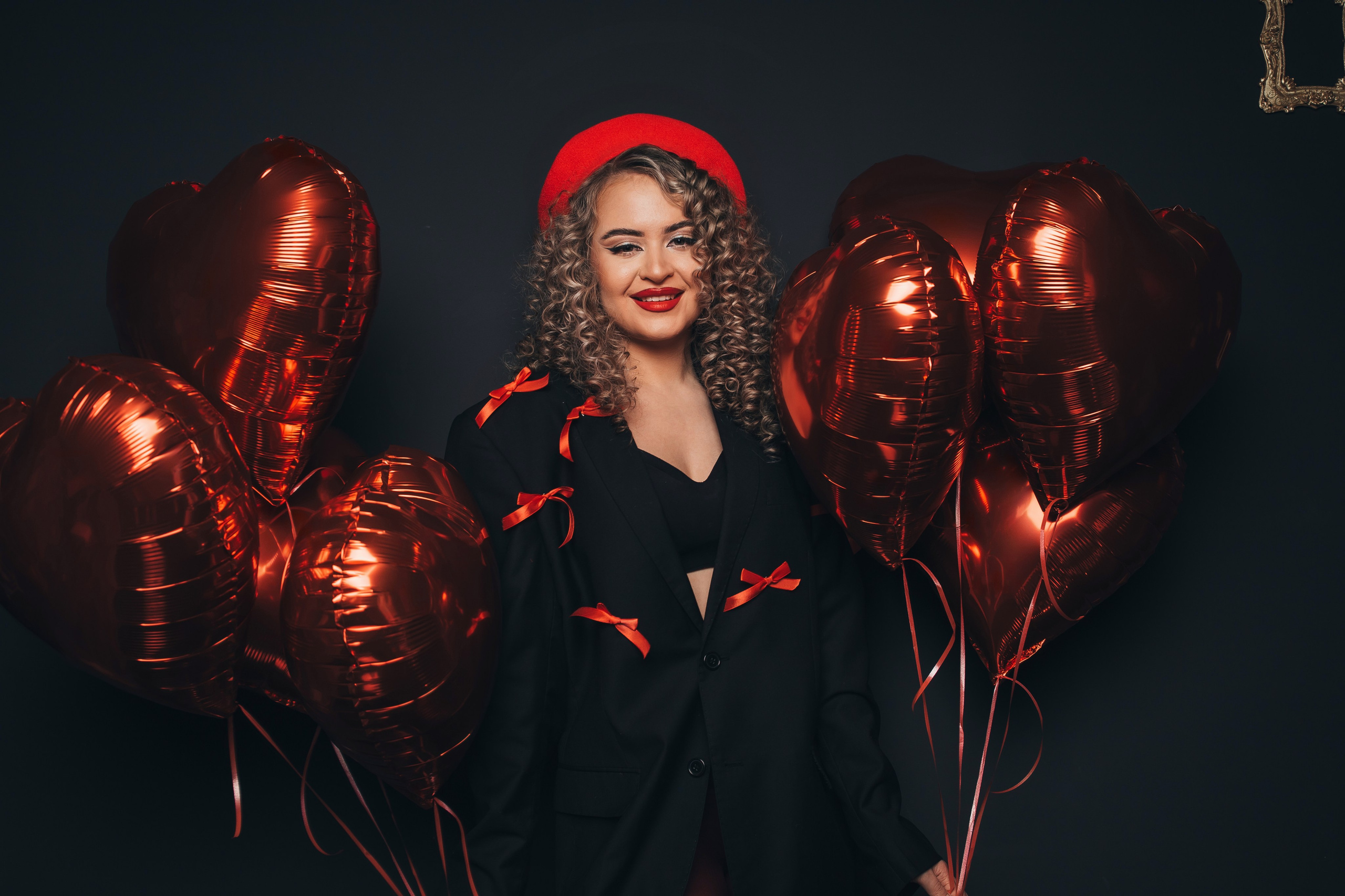 Фото день к 14 февраля.Эля