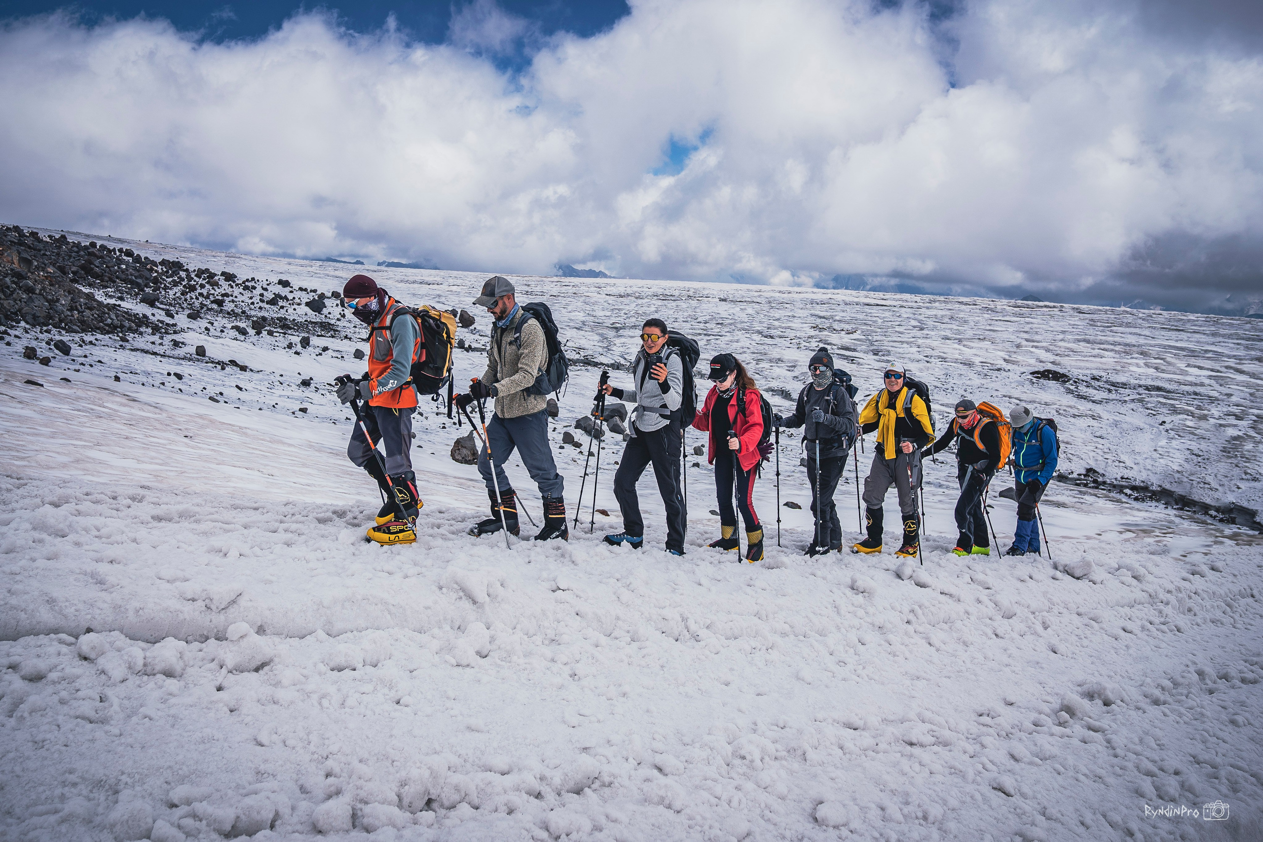 Восхождение на Эльбрус 26 августа 2023 Стремление. Репортажный фотограф в Краснодаре Рындин Дмитрий