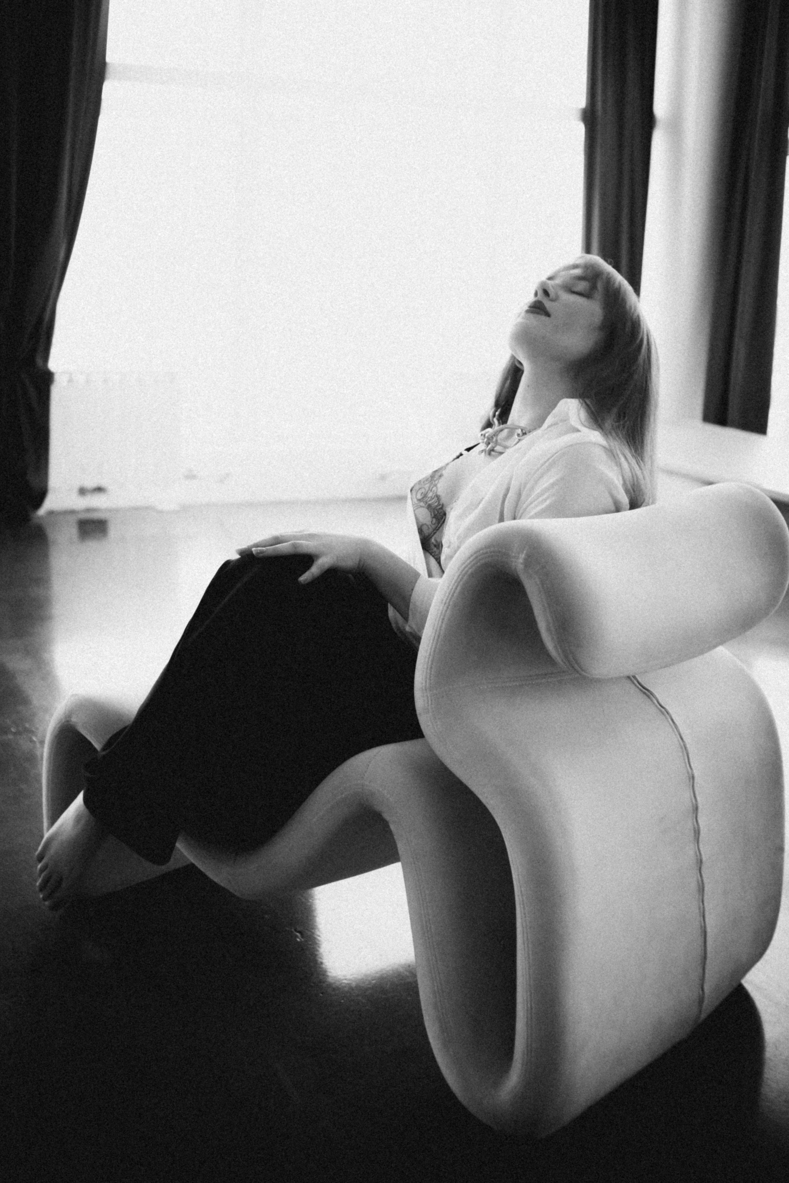 Катя, студия. Фотограф в Новосибирске Полина Колмачевская