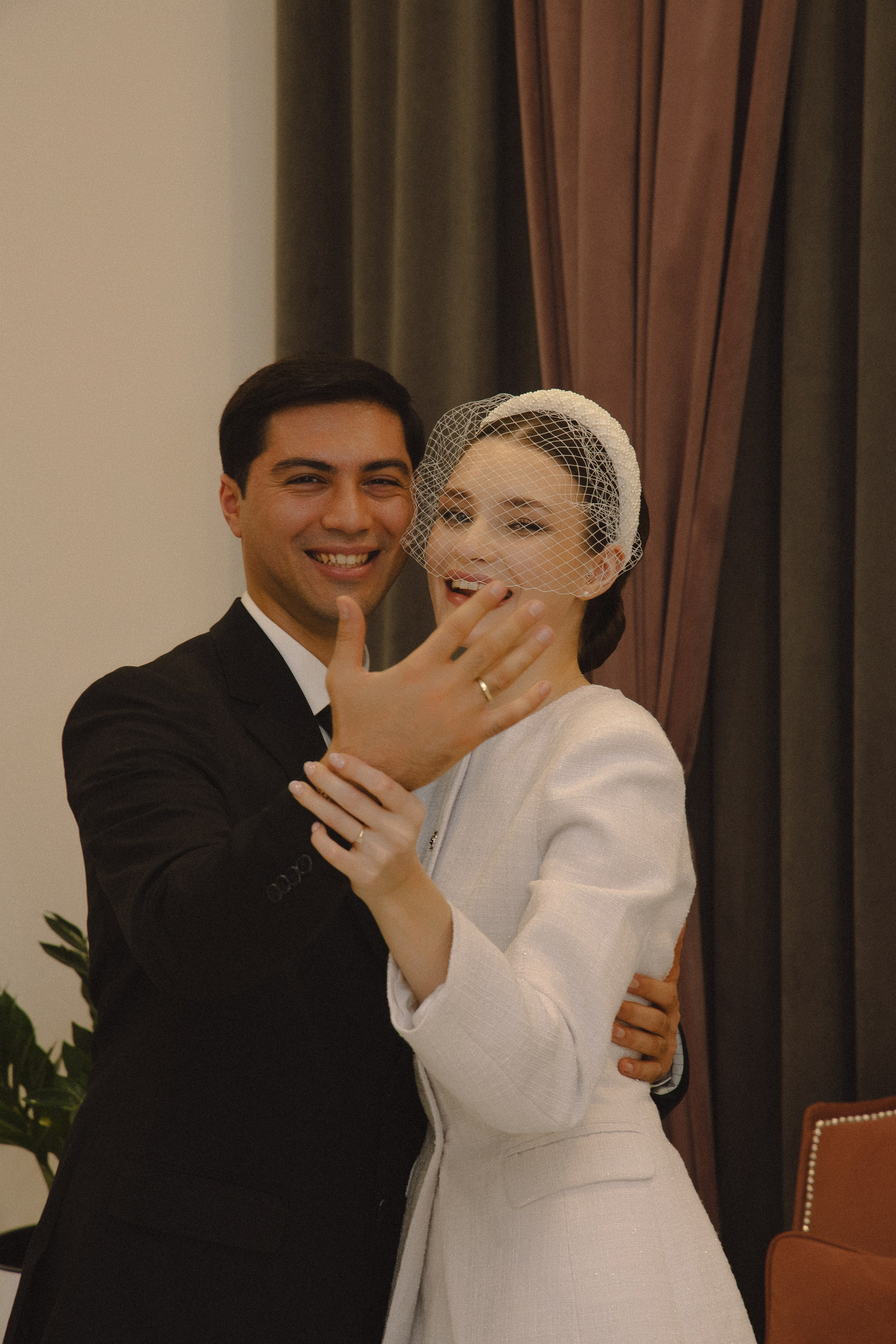 Без лишнего. Свадебный фотограф Марина Пескова | душевная и кинематографичная съёмка в Москве и России