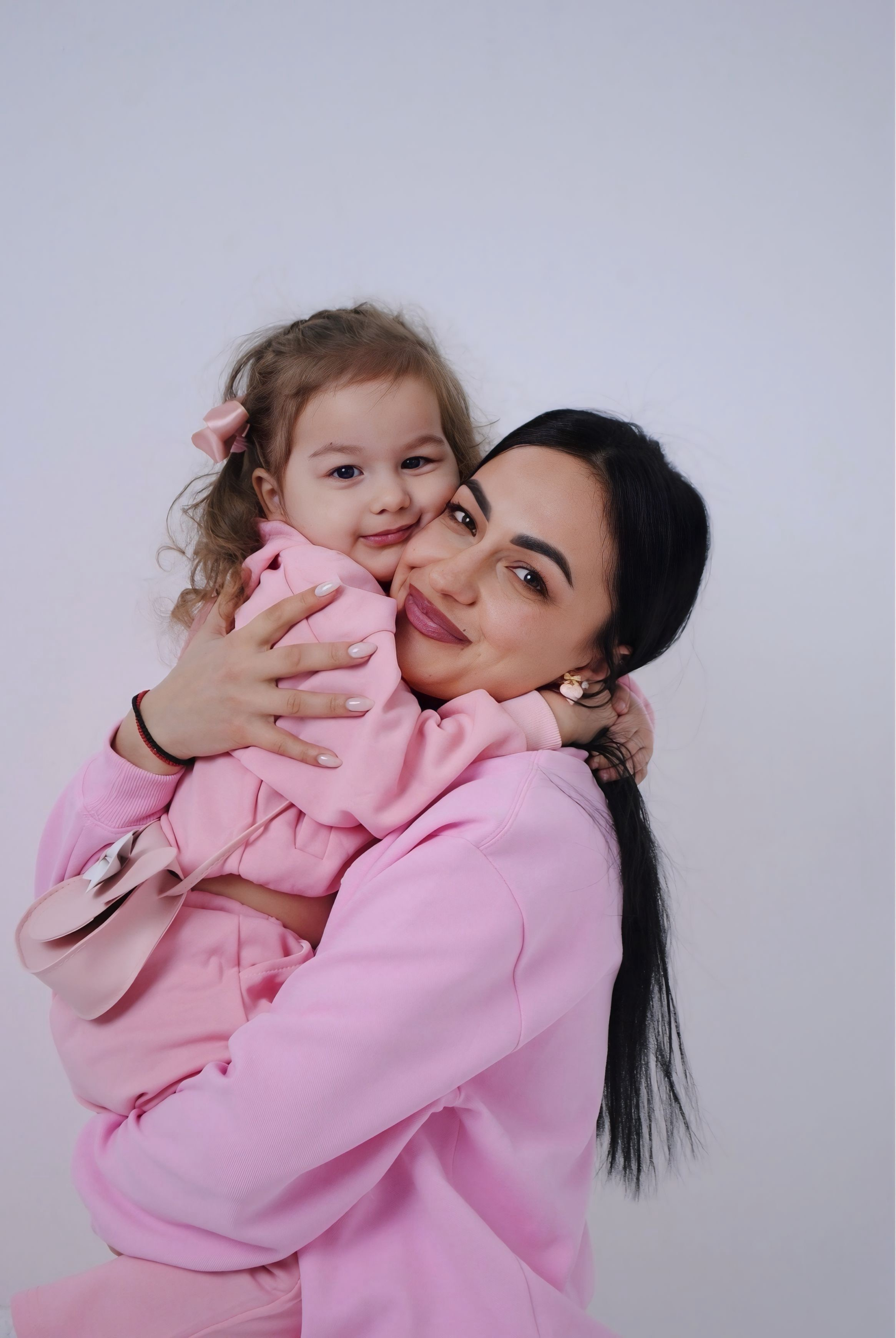 Эля и дочь. Фотограф Мария Мусаелян