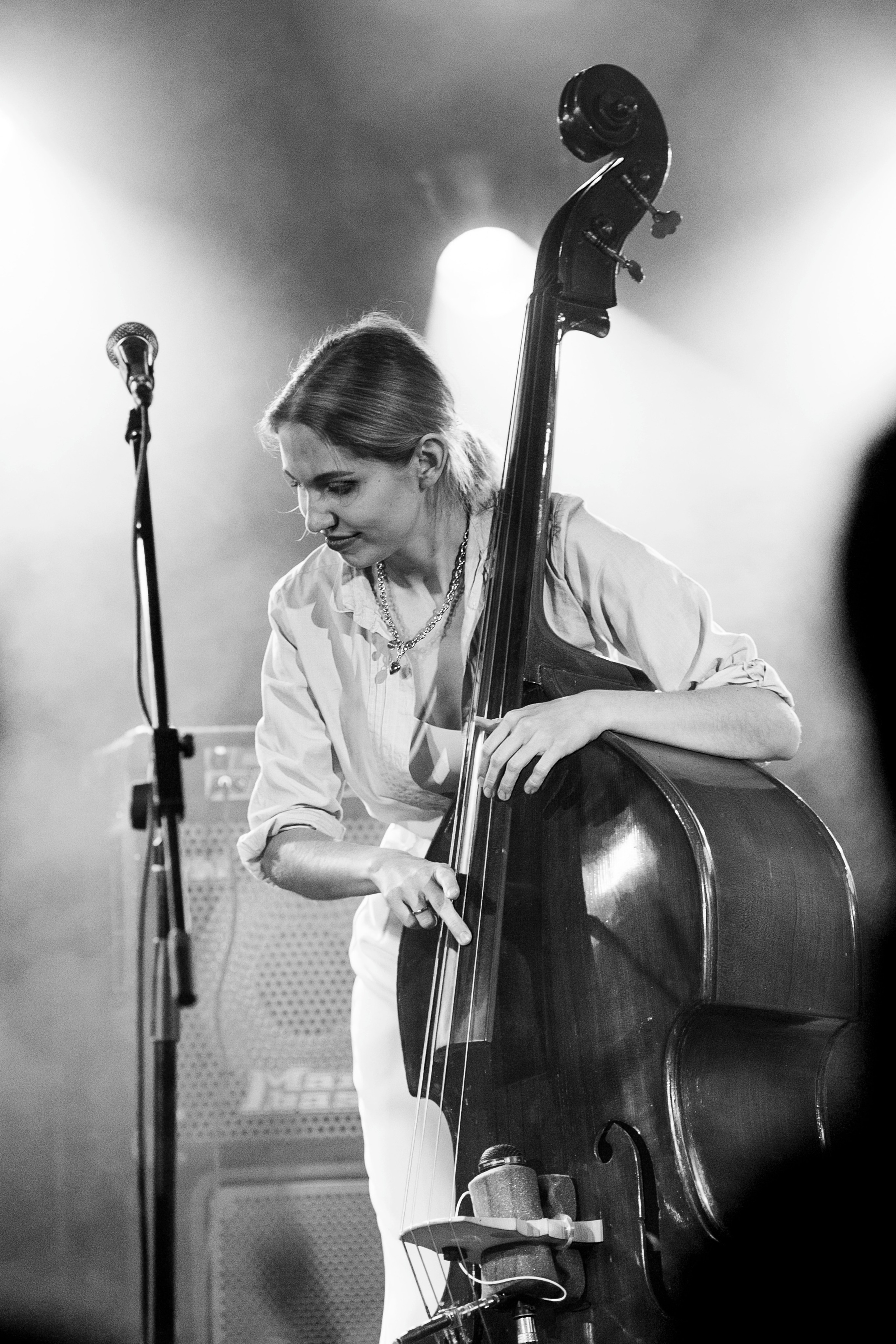 Фотосъемка концерта Дарьи Шорр в клубе Алексея Козлова. Репортажный фотограф Борис Геер