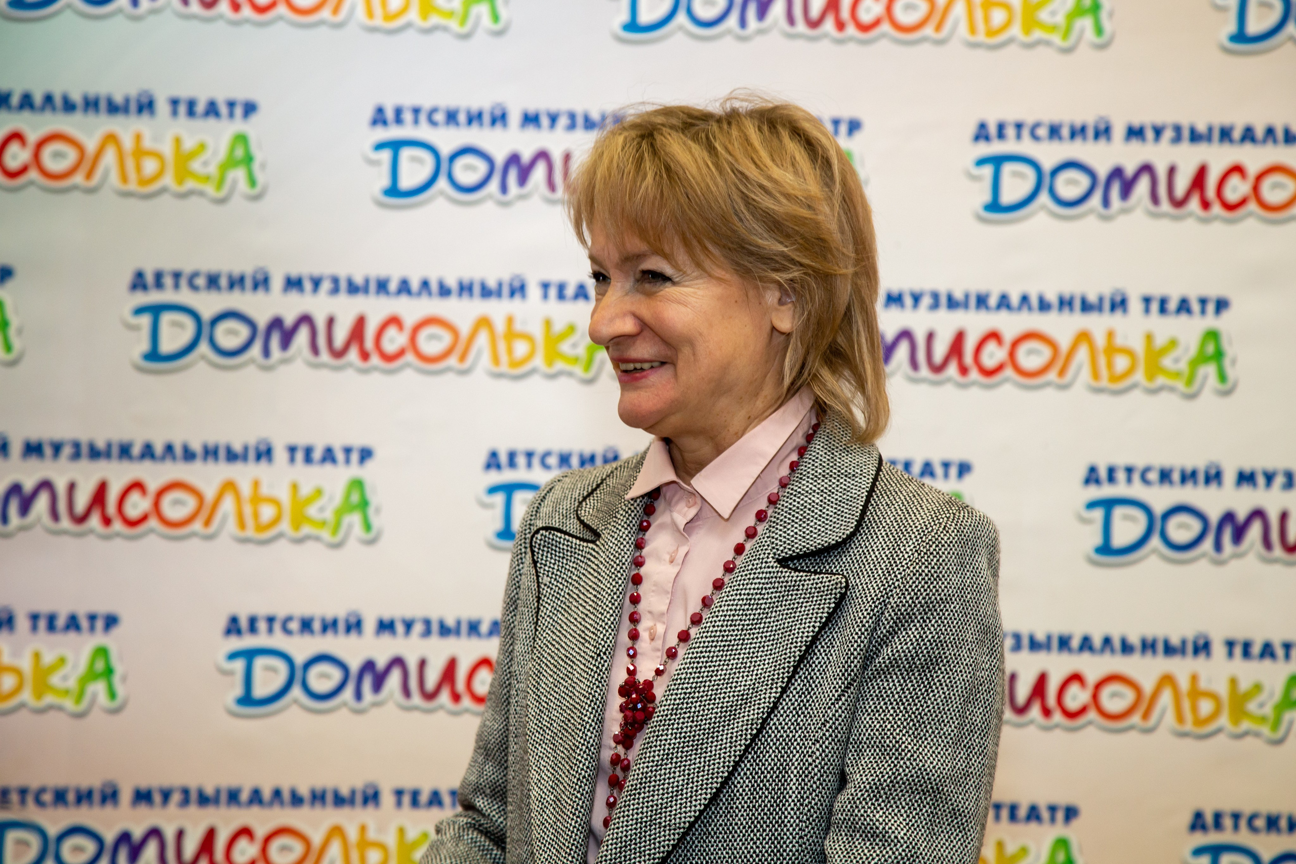 Репортажная съёмка для Домисольки на новый год. «Студия DRONAVT`s» — видеосъёмка и фотография г. Москва