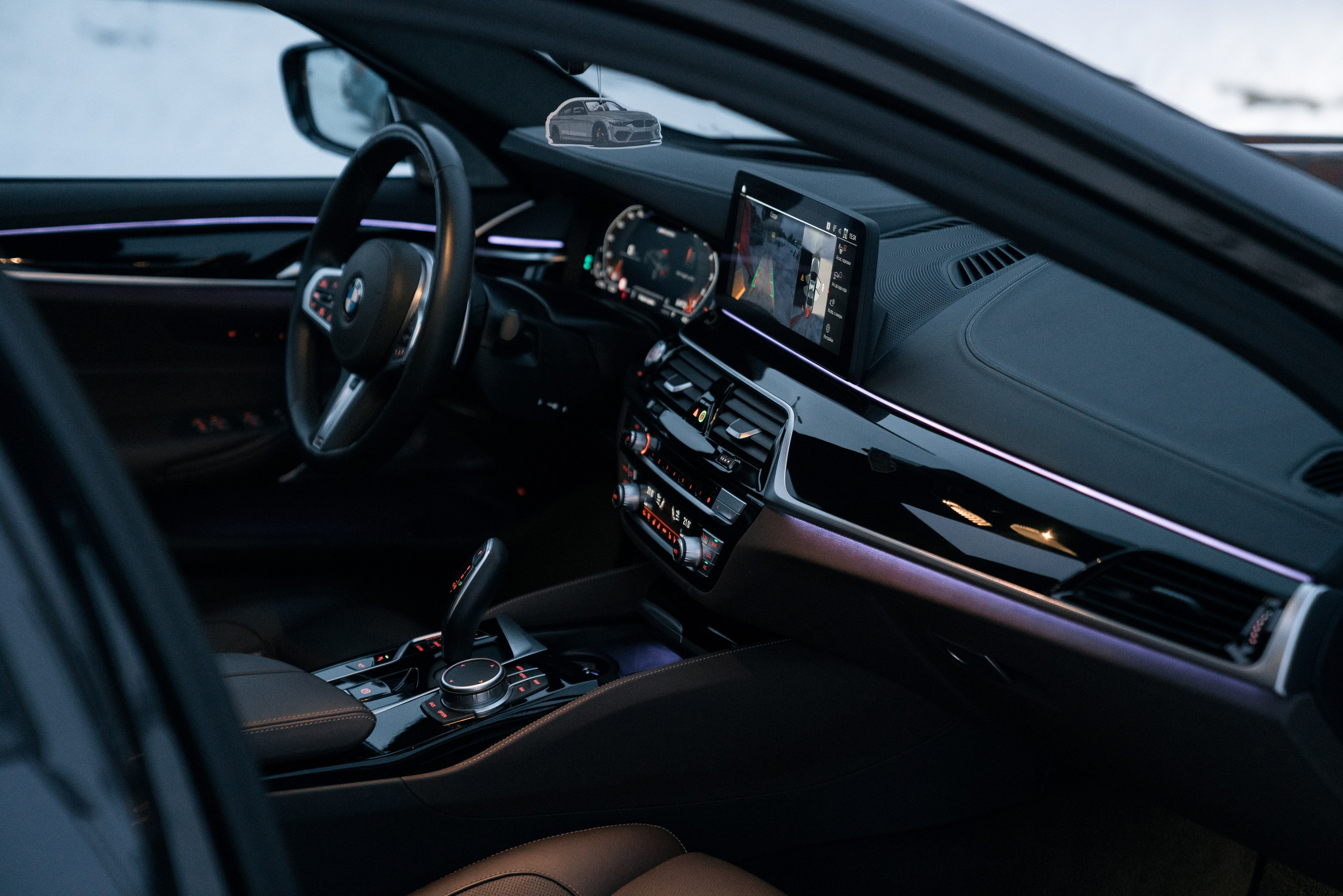 BMW M550i XDrive. Идеальные портреты для соцсетей — Фотограф Ленар