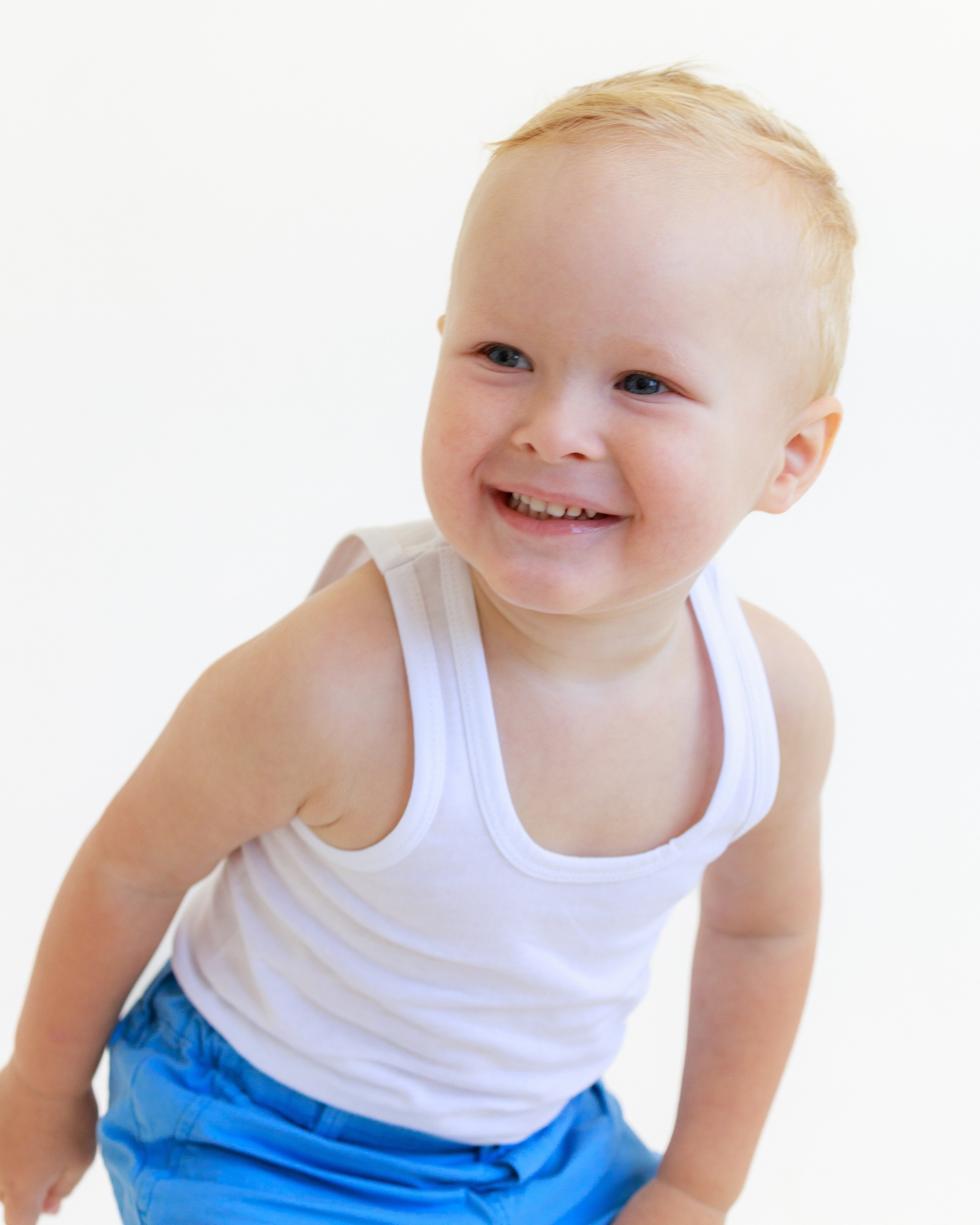 Артем Сараев 90/2,1/25. Римма Зайцева контент для брендов