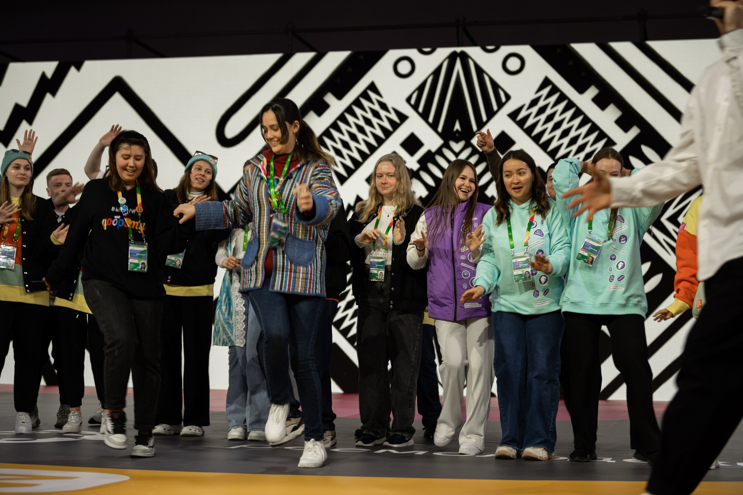 Всемирный фестиваль молодежи 2024. Свадебный и семейный фотограф София Невская