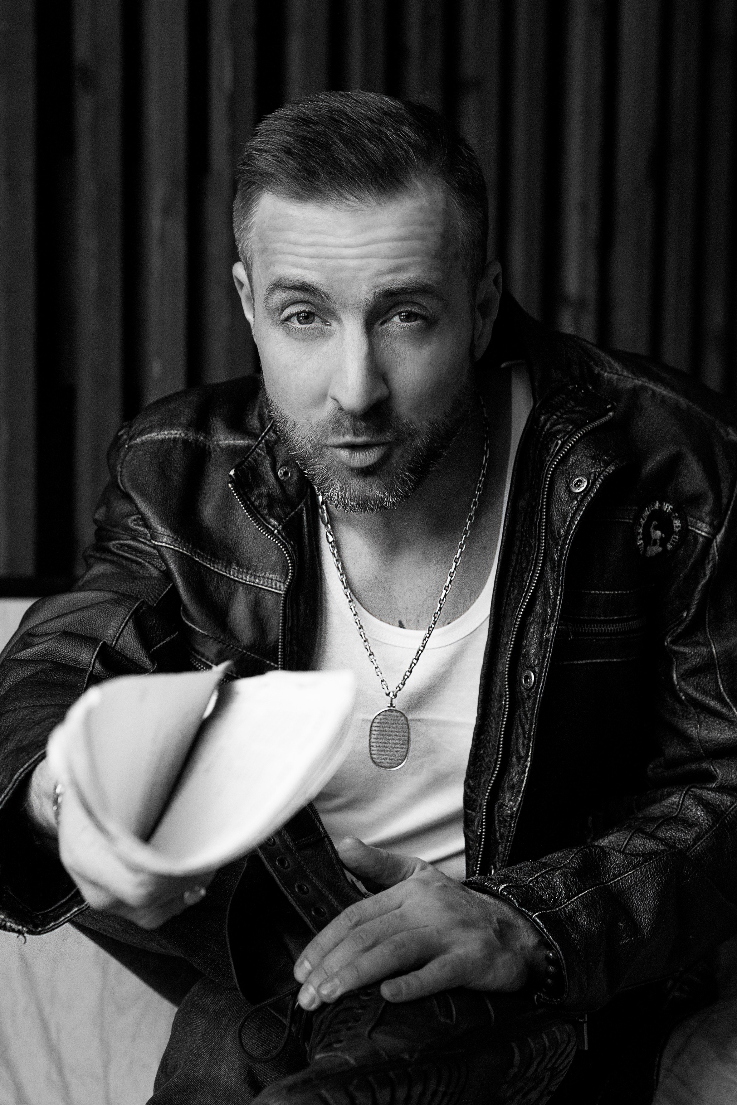 Ведущий Маэстро Менделеев. Фотограф Анна Анисимова. Свадьбы, портреты, творческий репортаж