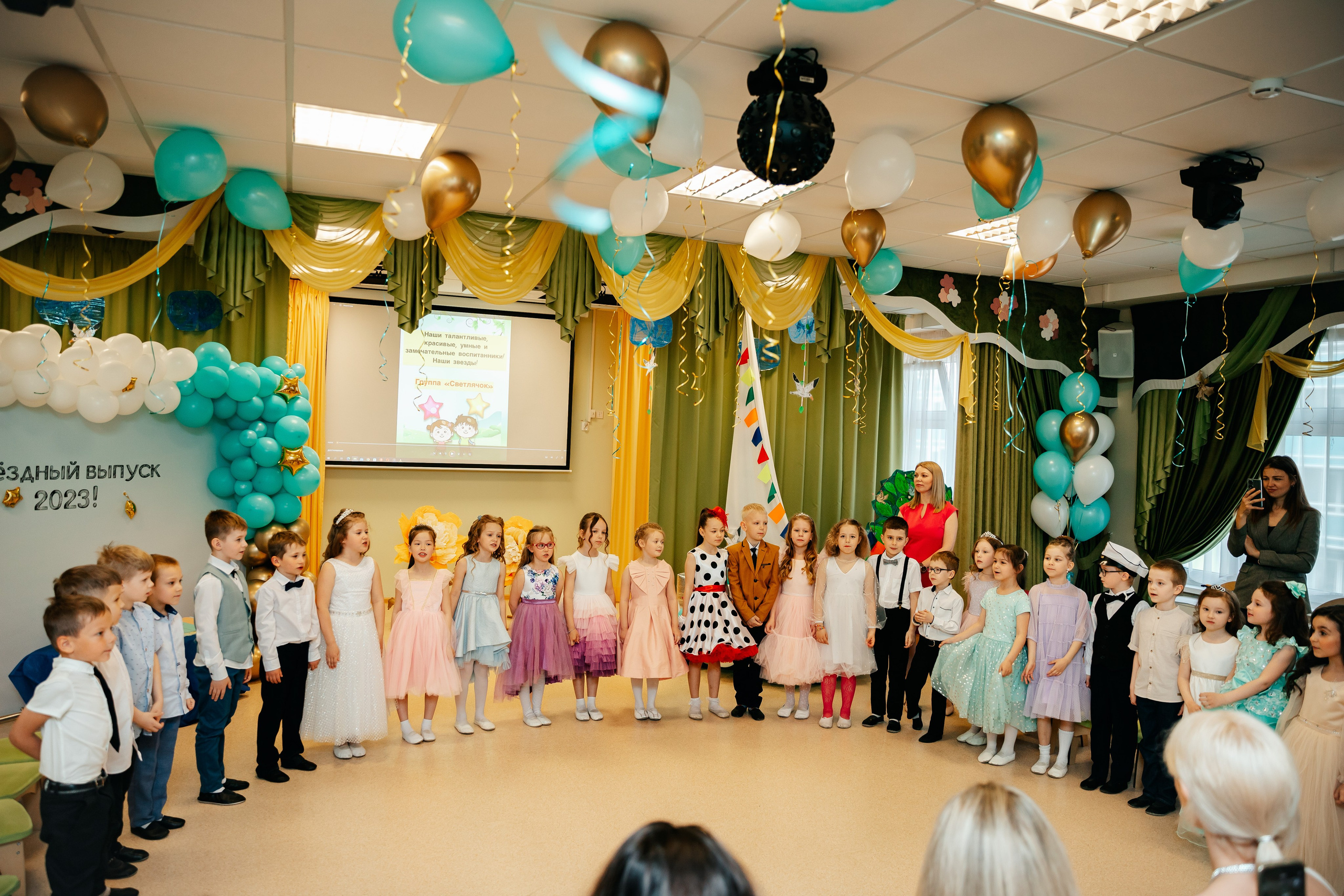 Выпускной в детском саду. Семейный lifestyle фотограф в Санкт-Петербурге Людмила Пахомова