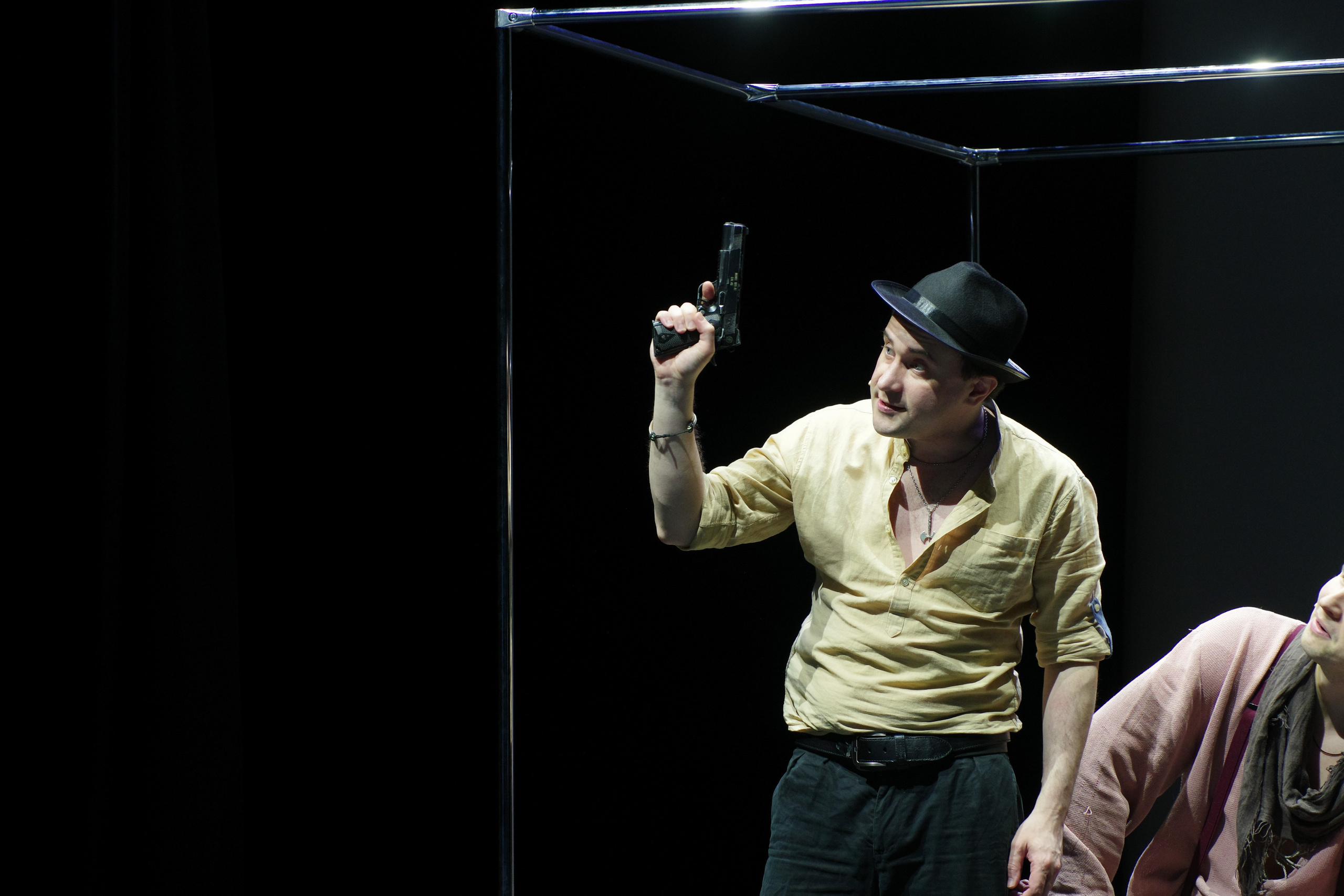 Театр И-Он, Люди и мыши. Семейный и детский фотограф Антон Зорин