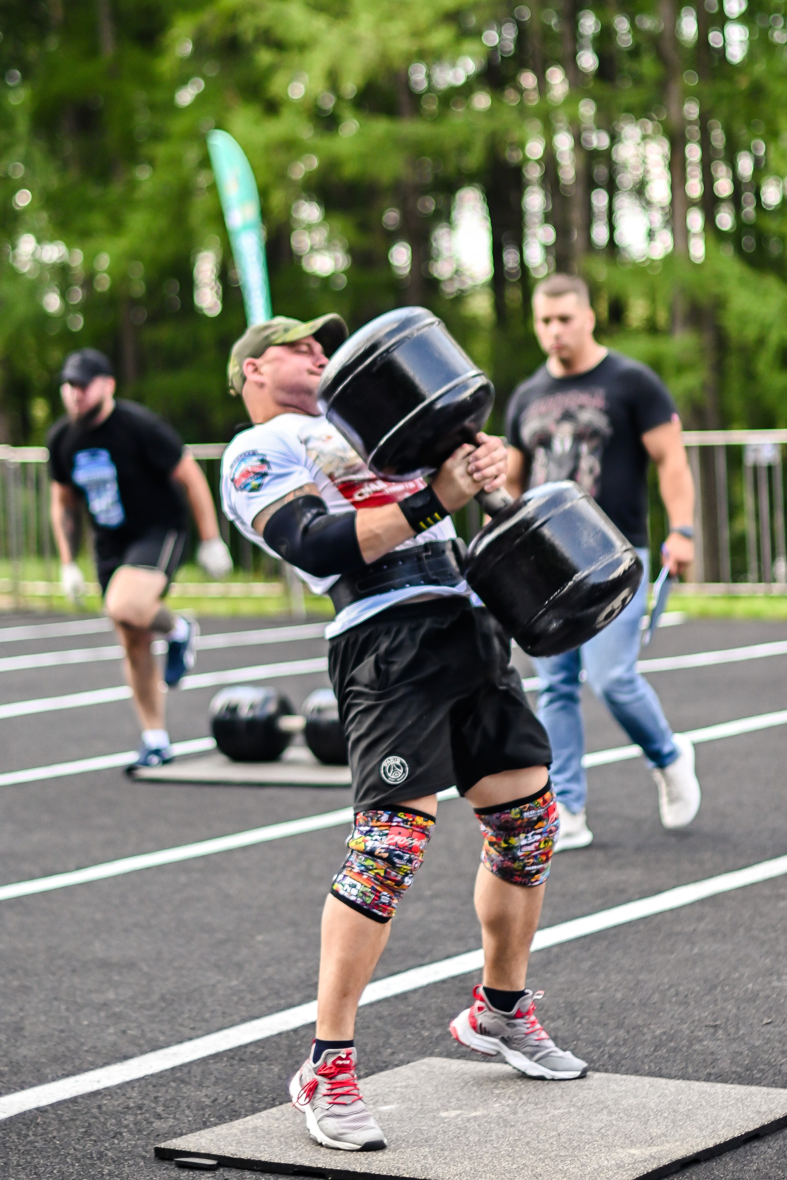 СТРОНГ. Фотограф для бизнесконтента, репортажей и семейного альбома в Москве