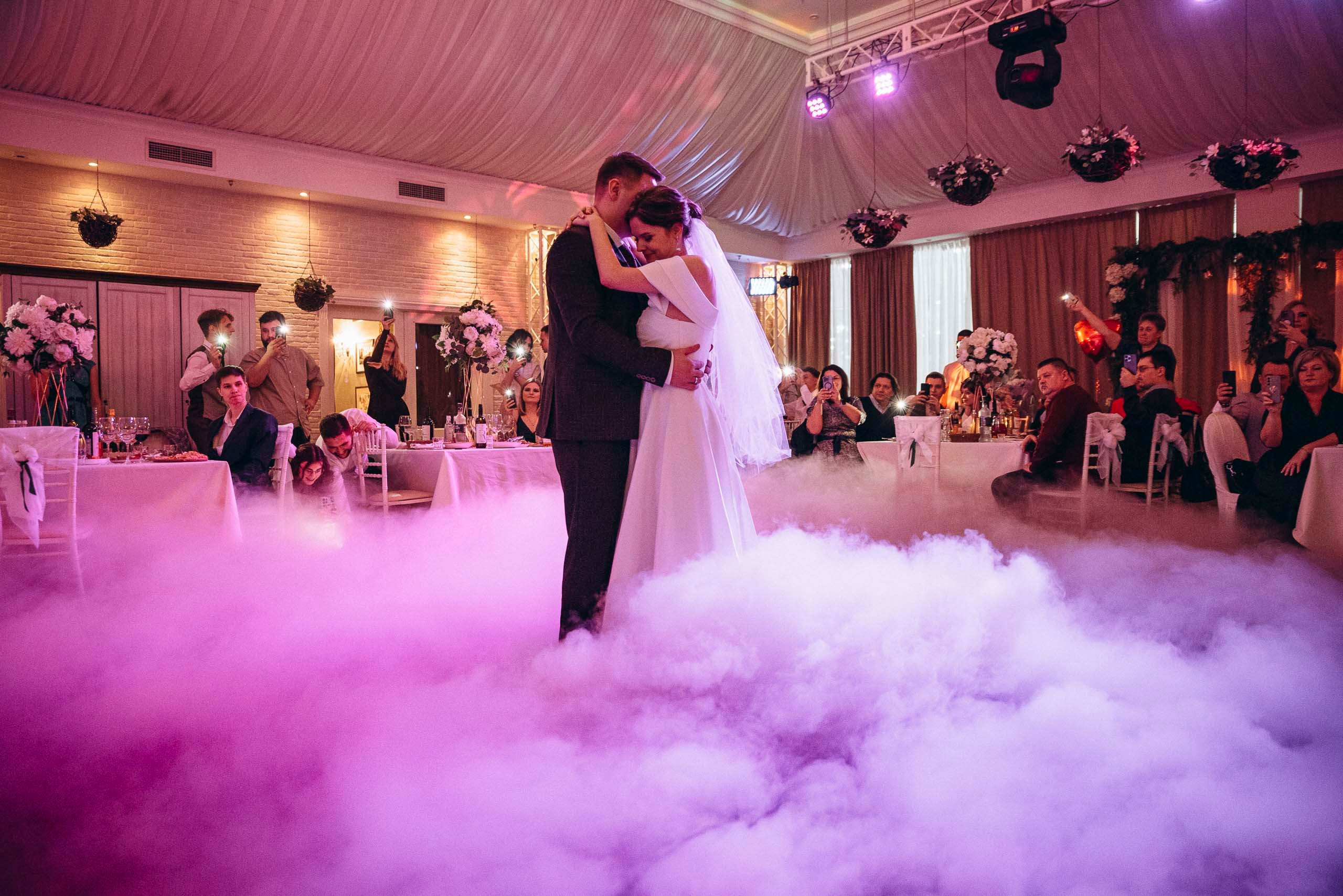 Свадебная серия фотографий в Санкт Петербурге Анастасии и Максима