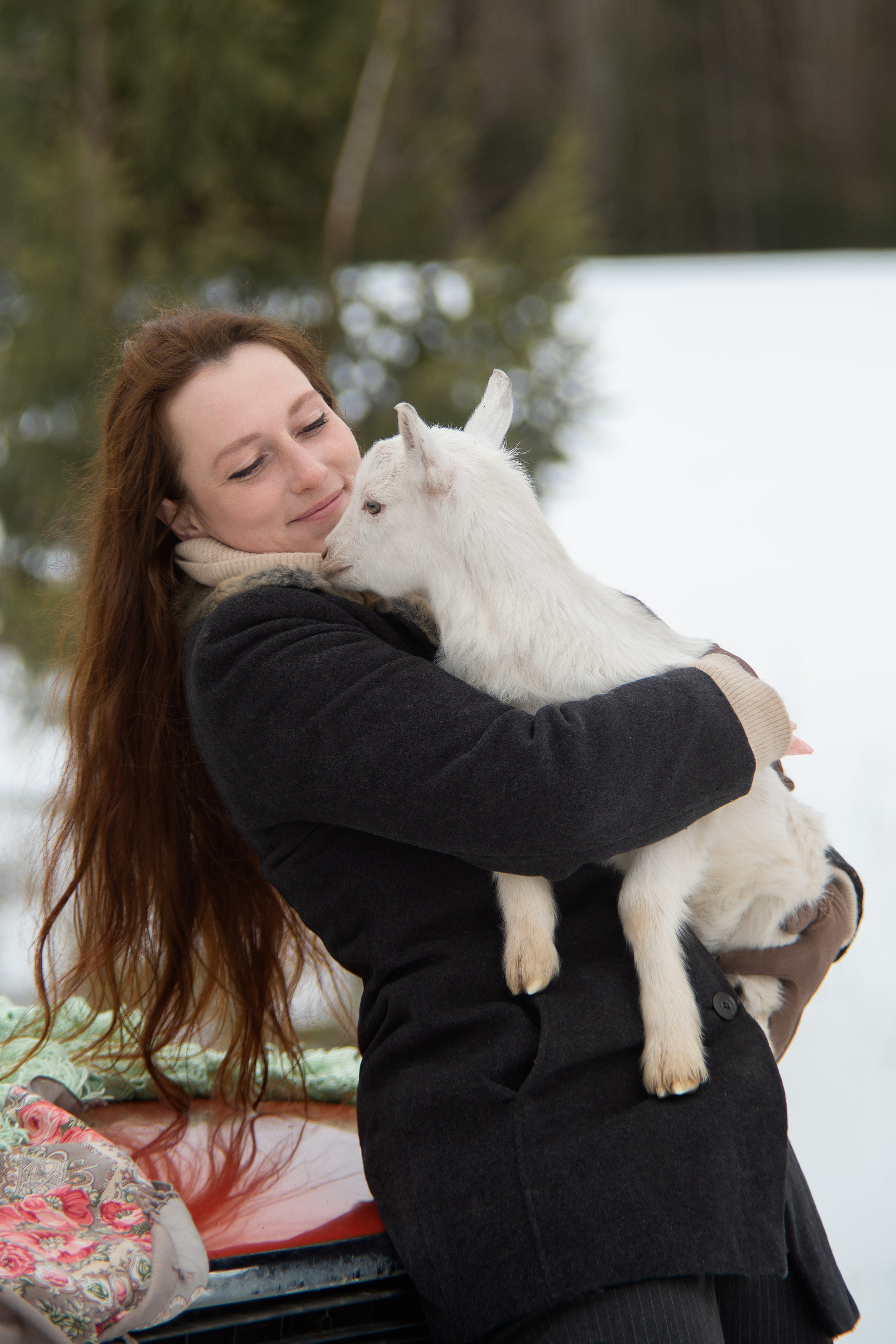 Анастасия и ее красный жигуль. Творческий фотограф Вологда