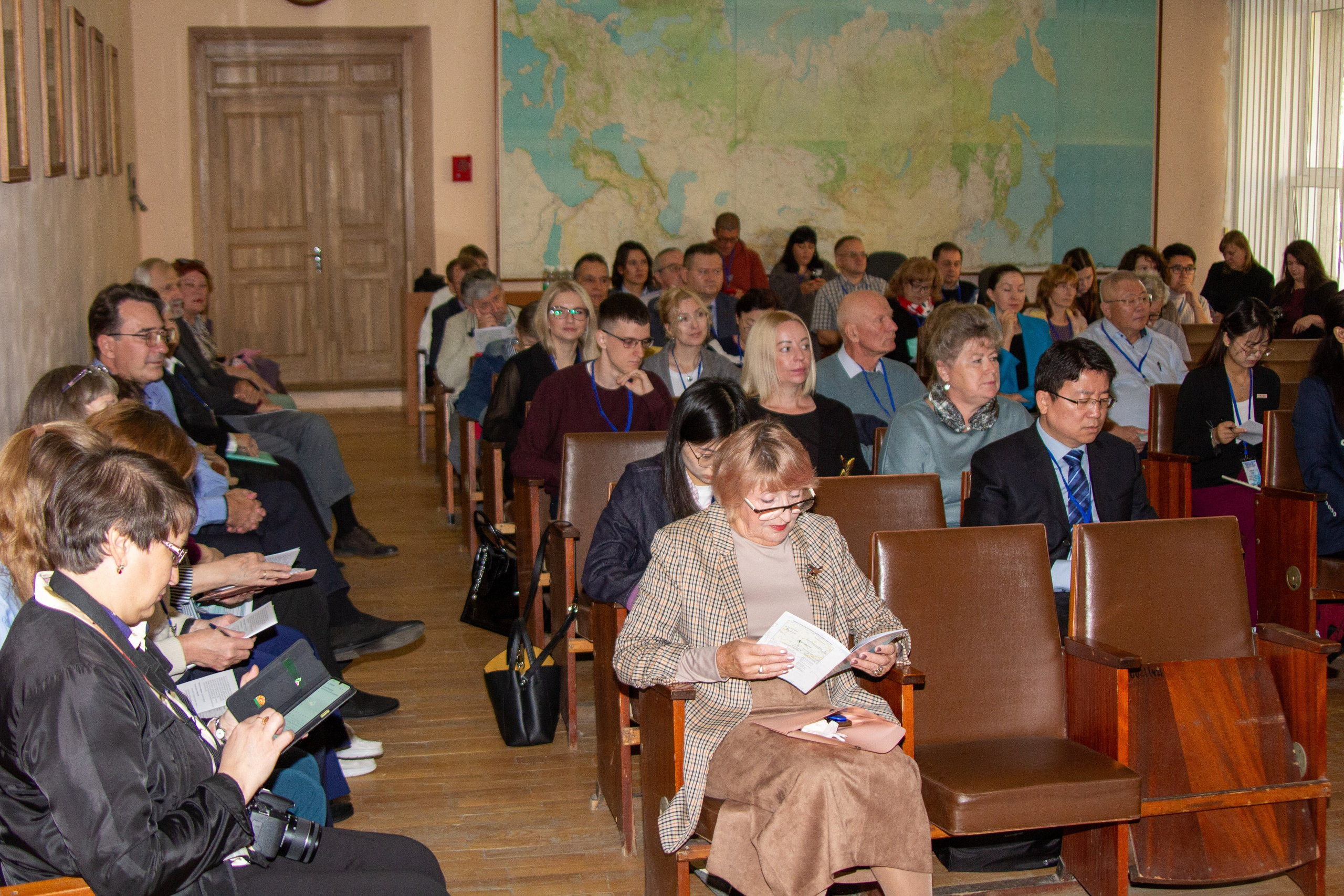 Конференция «Регионы нового освоения. Фотограф в Хабаровске Юлия Чванова