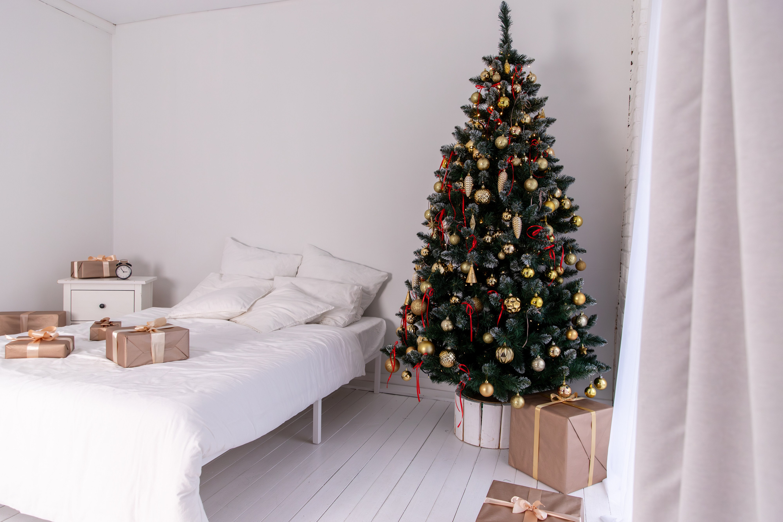 «Малый зал». Выпускные альбомы Нефтекамск