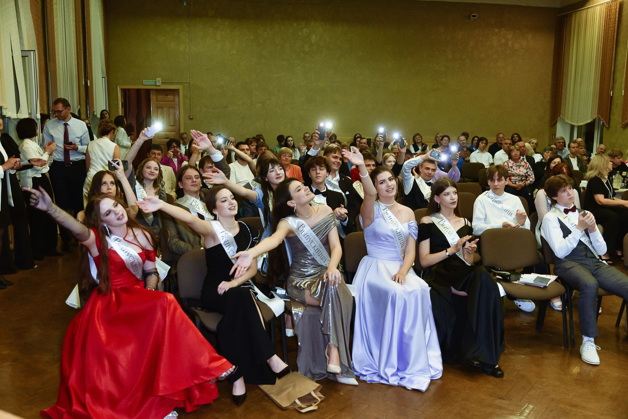 Выпускной 11 кл (до банкета). Фотограф Олег Юршевич Солигорск Минск