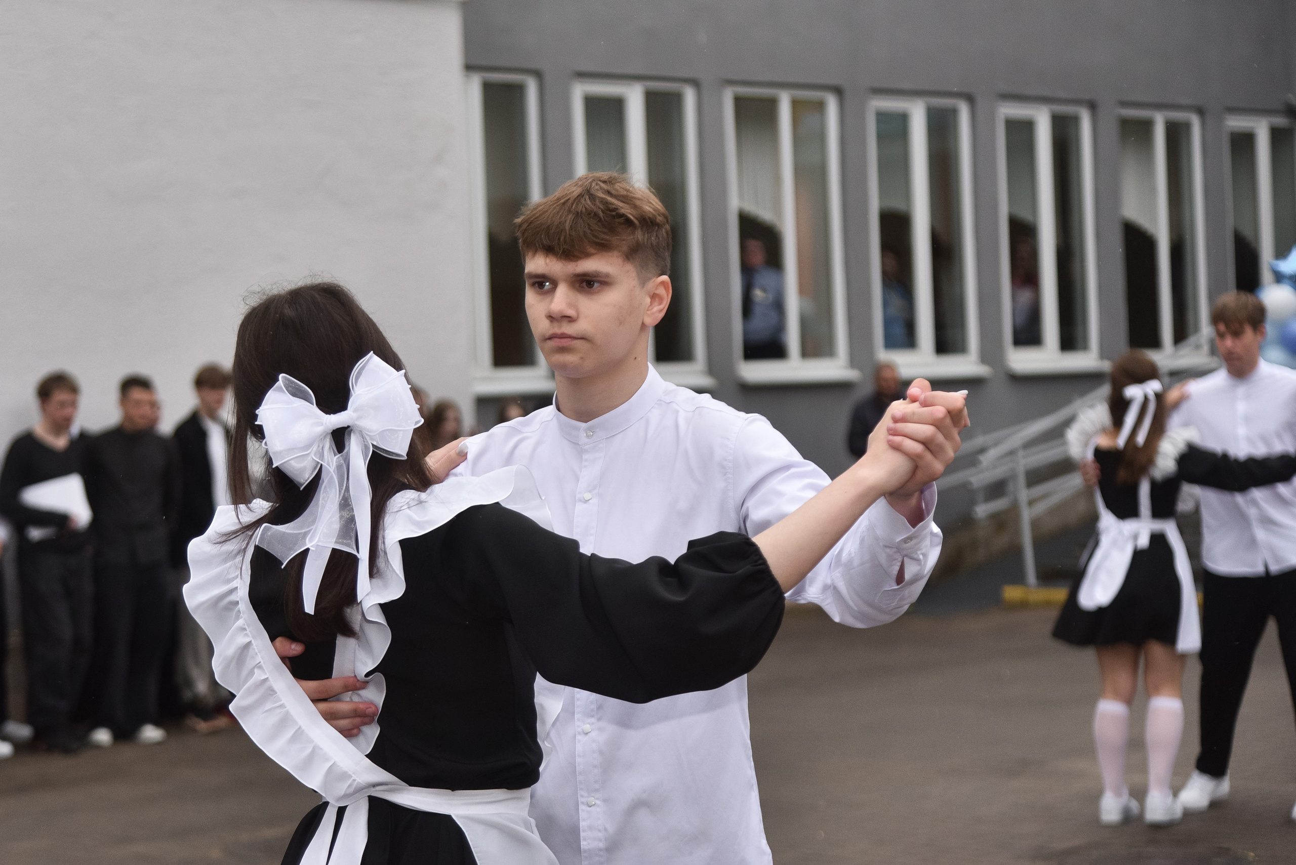 Последний звонок 🔔. Фотограф Олег Юршевич Солигорск Минск